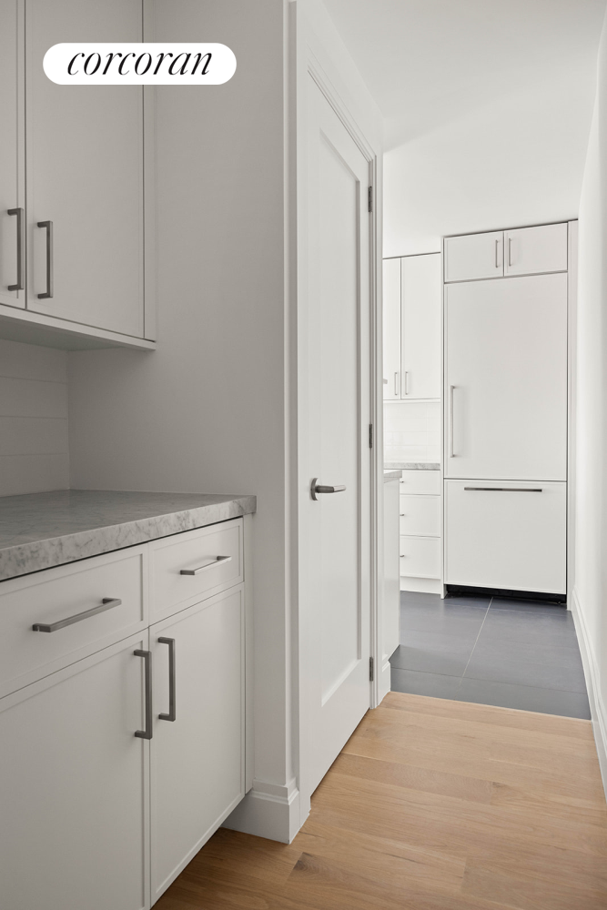 #5 photo, 115 E 9TH Street, マンハッタン East Village , NY 10003