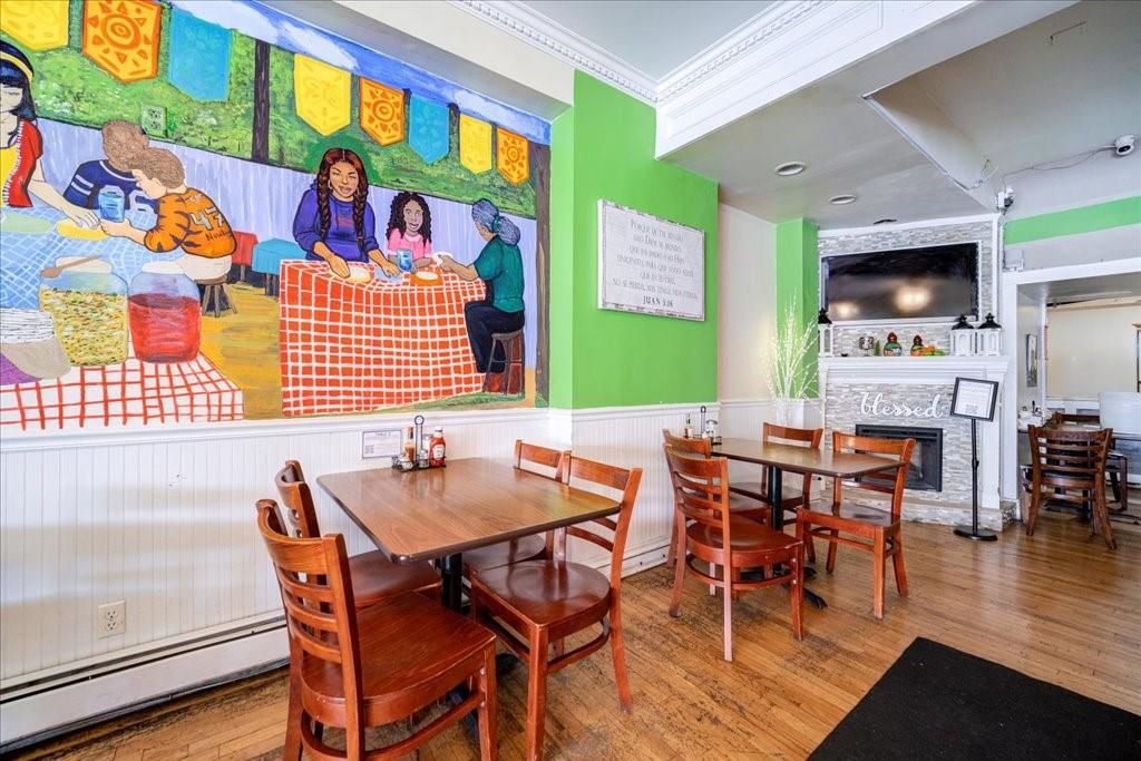 #9 photo, 346 Broadway, Newburgh , NY 12550