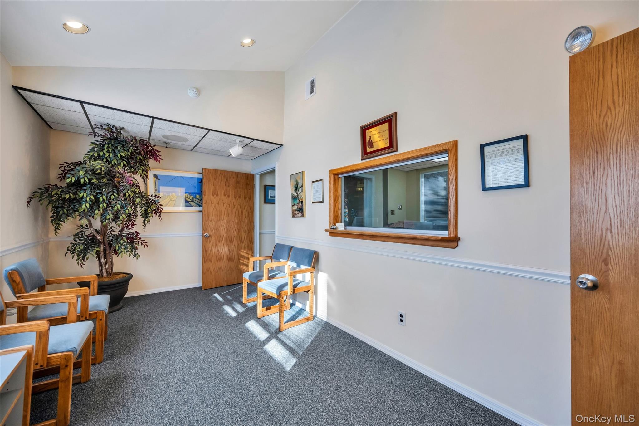 #10 photo, 2450 middle country, サフォーク郡 Centereach , NY 11720