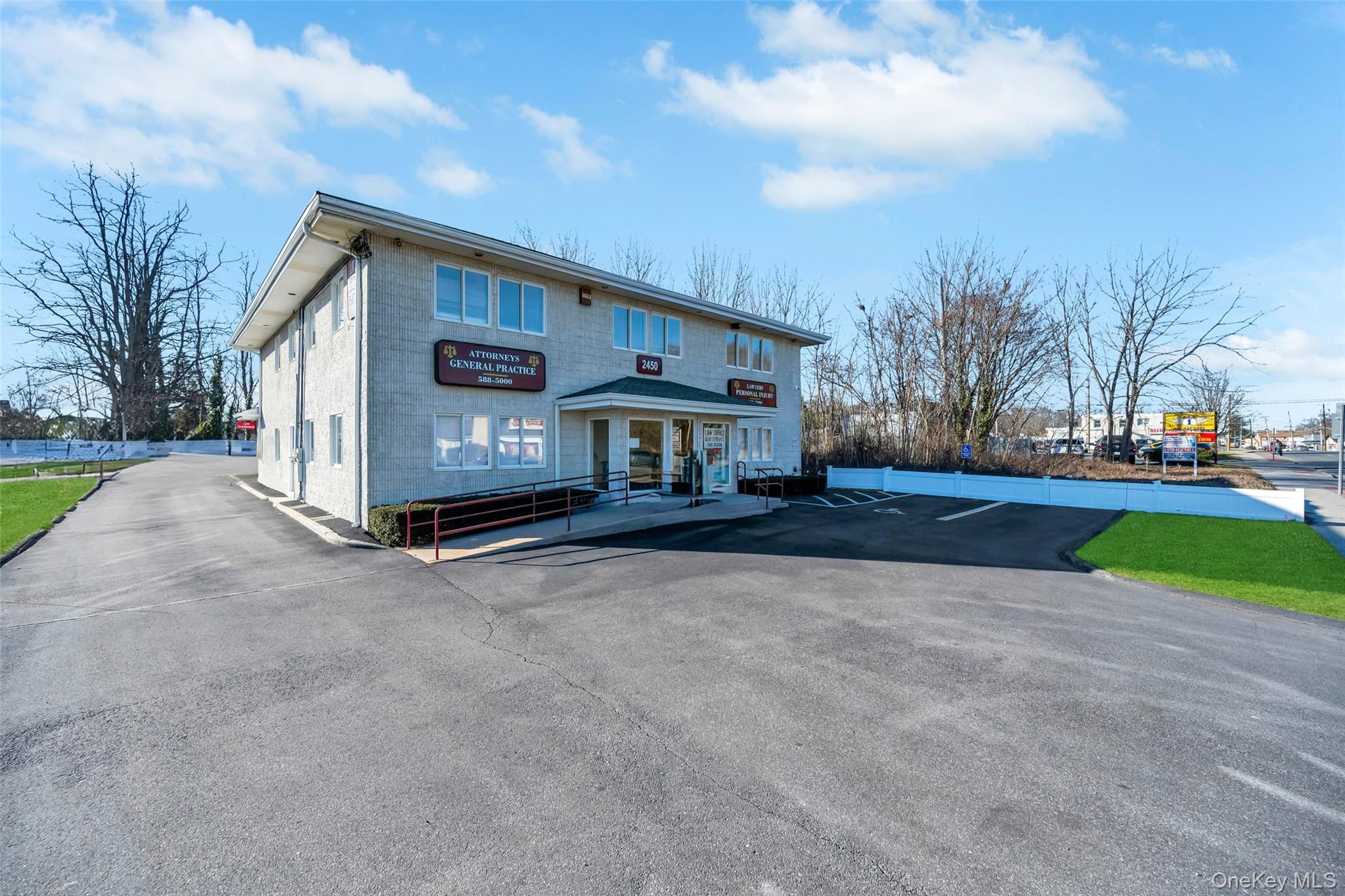 #3 photo, 2450 middle country, サフォーク郡 Centereach , NY 11720