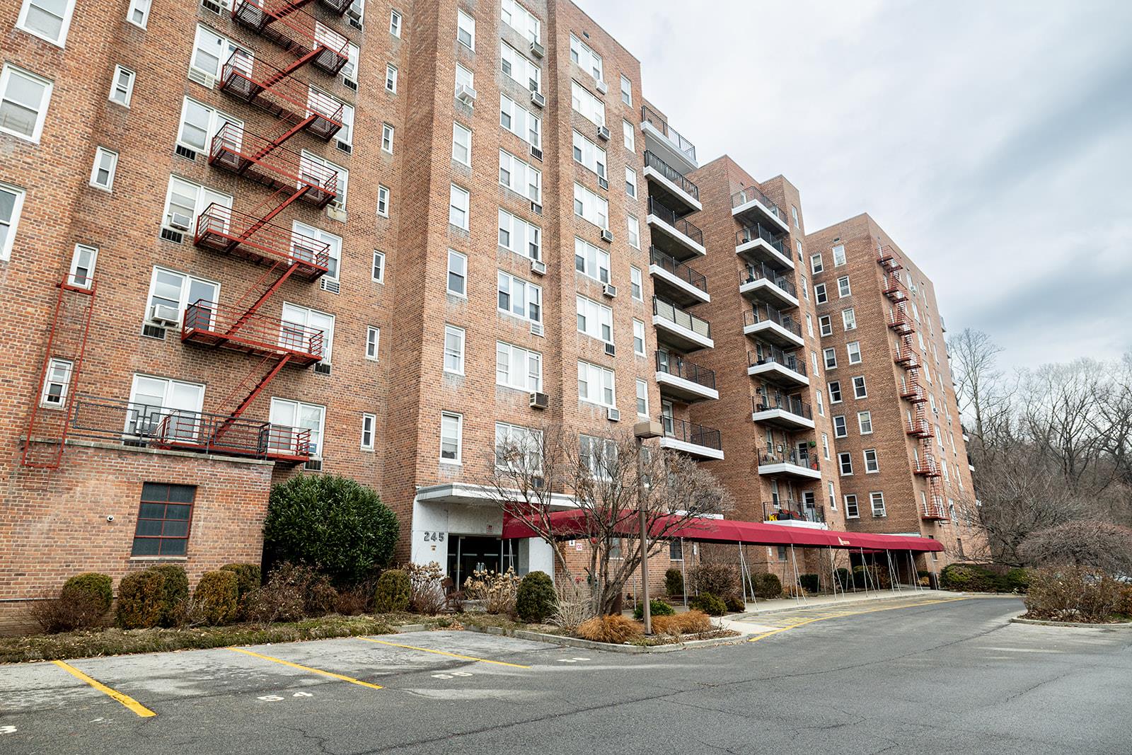 #15 photo, 245 Rumsey Road, 紐約州 Yonkers , NY 10701