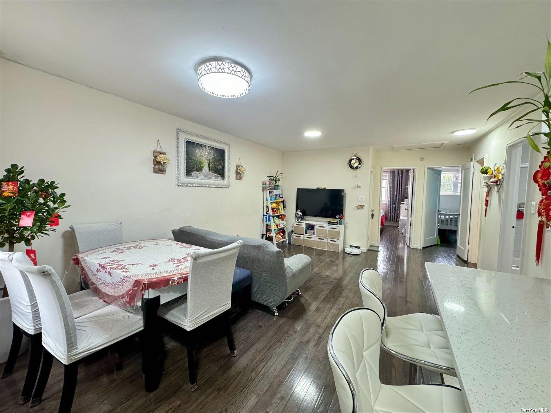 #4 photo, 64-28 75th Street, Middle Village , NY 11379