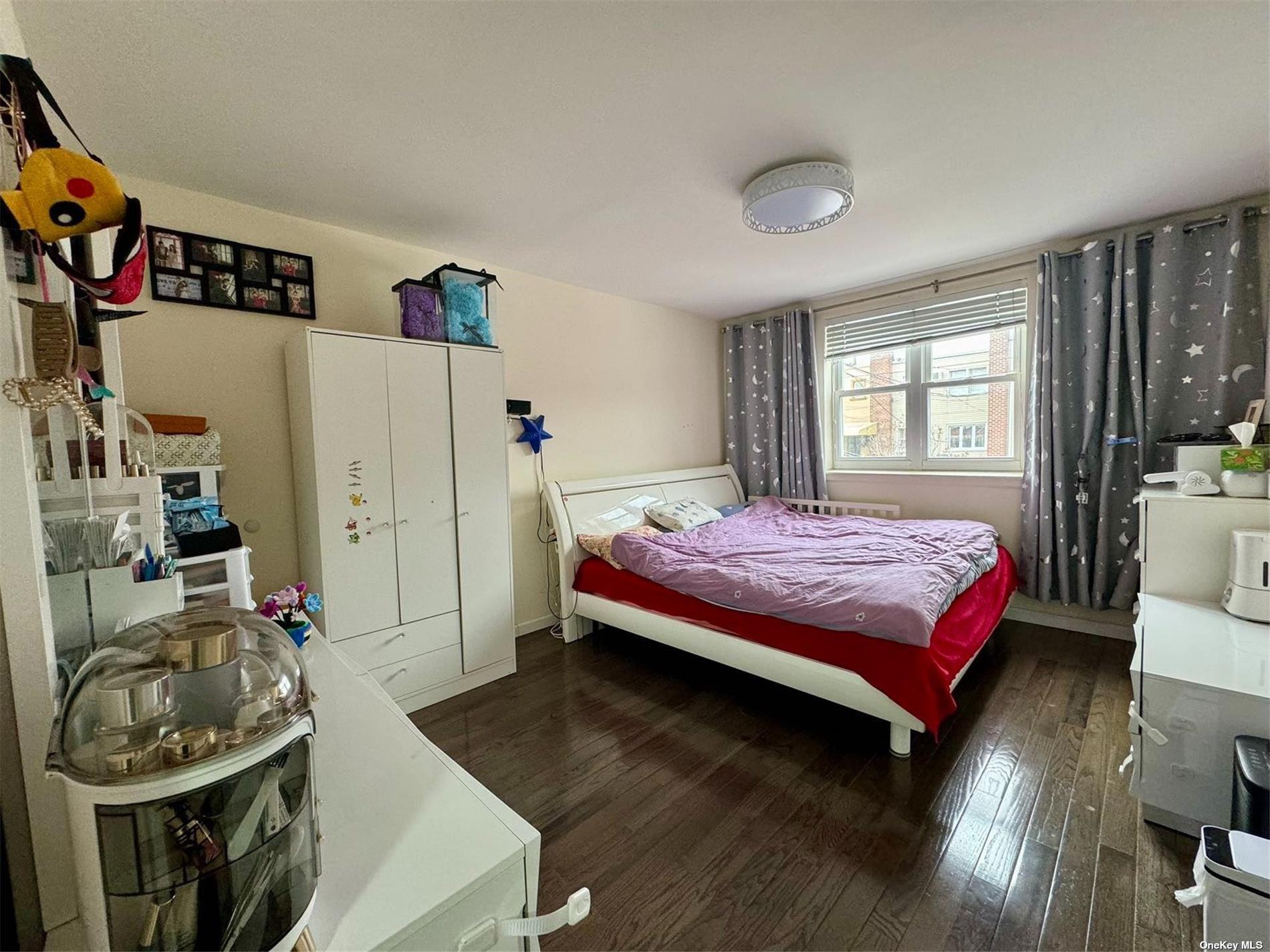 #7 photo, 64-28 75th Street, Middle Village , NY 11379