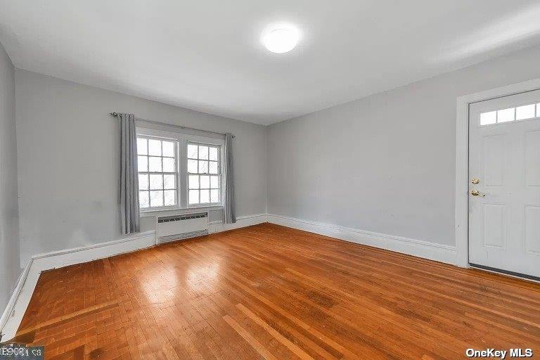 #7 photo, 84-72 151st Street, Briarwood , NY 11432