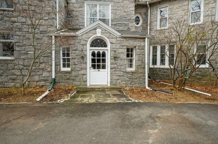 #18 photo, 1 Heritage Hill Road, Irvington , NY 10533