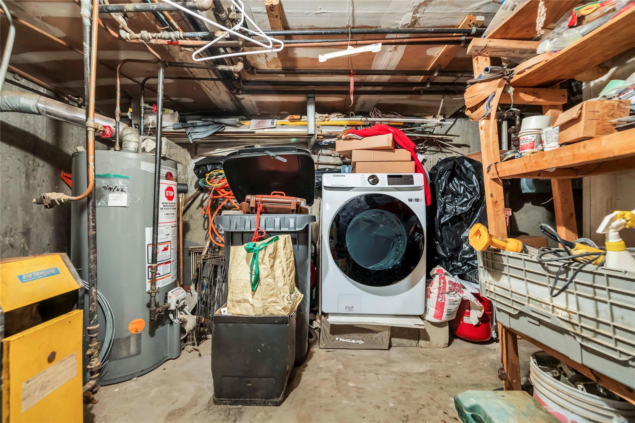 #10 photo, 55-14 98th, クイーンズ区 Corona , NY 11368