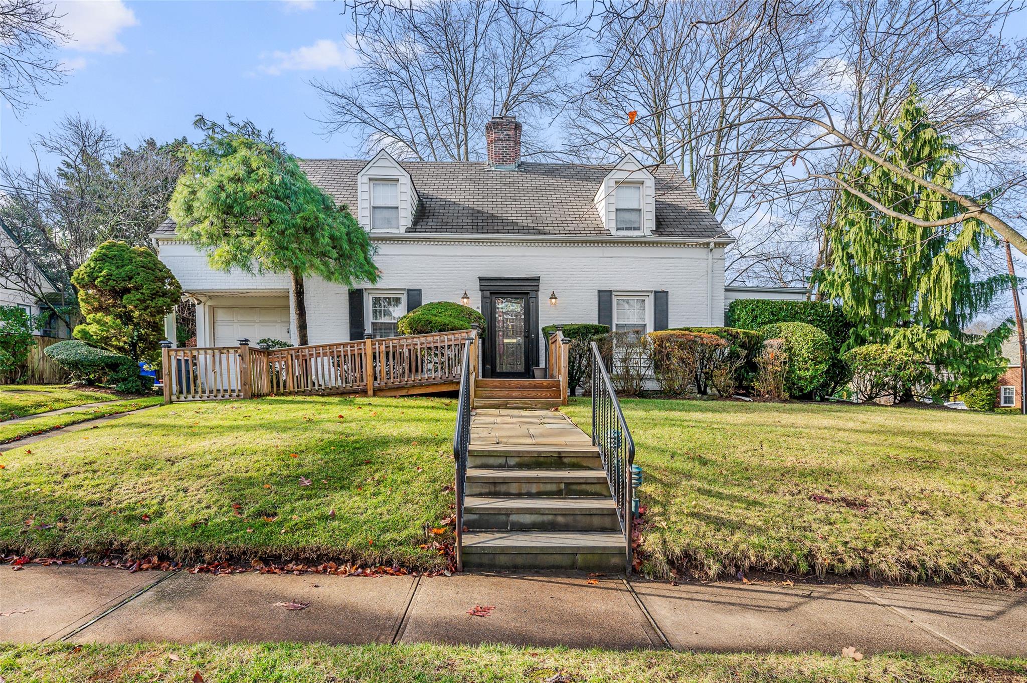 #1 photo, 131 Virginia Avenue, 长岛 Freeport , NY 11520