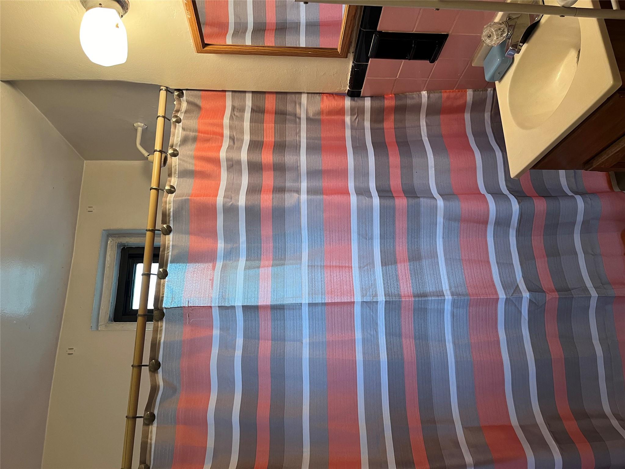 #15 photo, 33-24 Junction Blvd, クイーンズ区 Jackson Heights , NY 11372