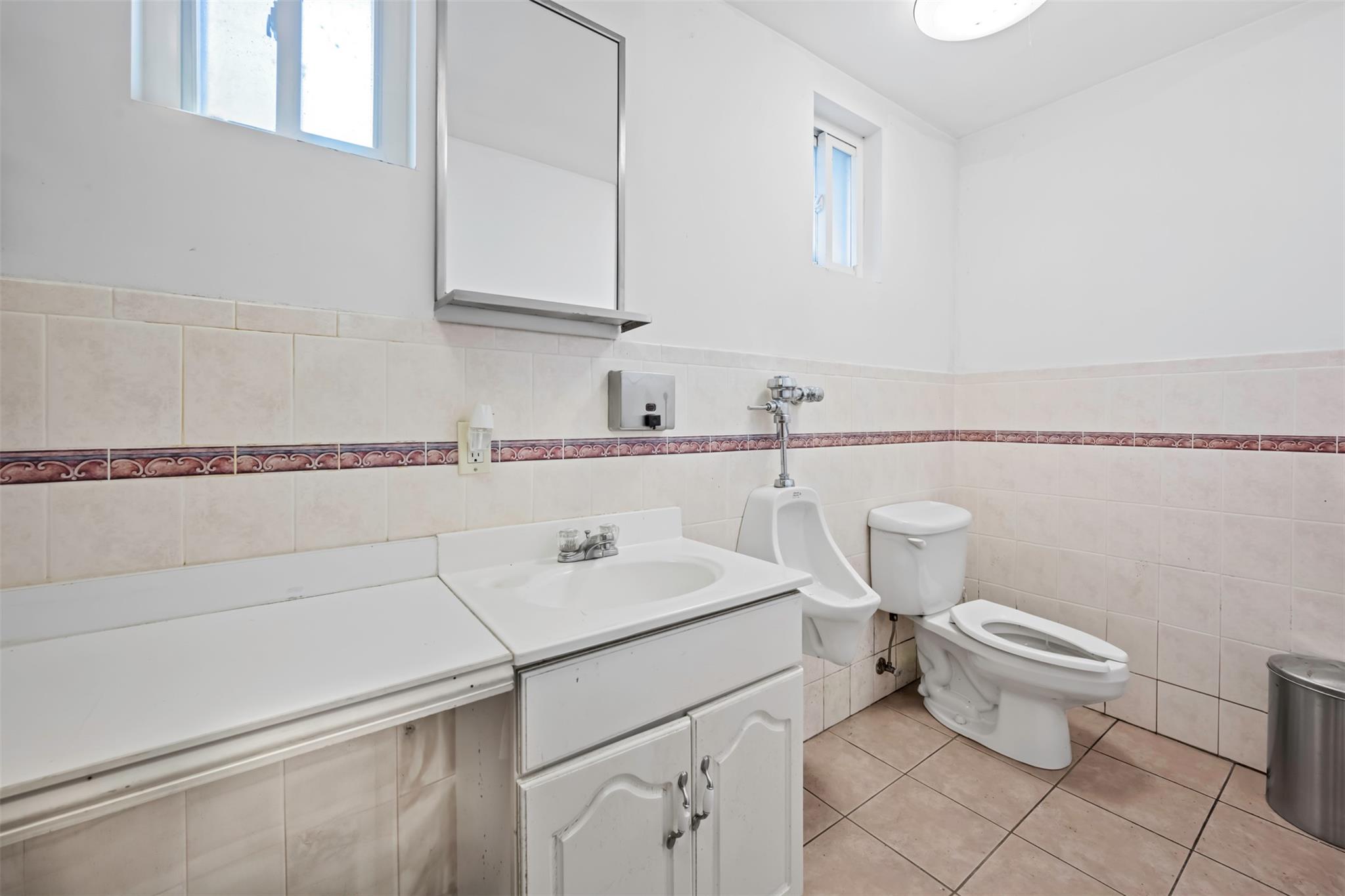 #18 photo, 109 Roslyn Road, ナッソー郡 Roslyn Heights , NY 11577