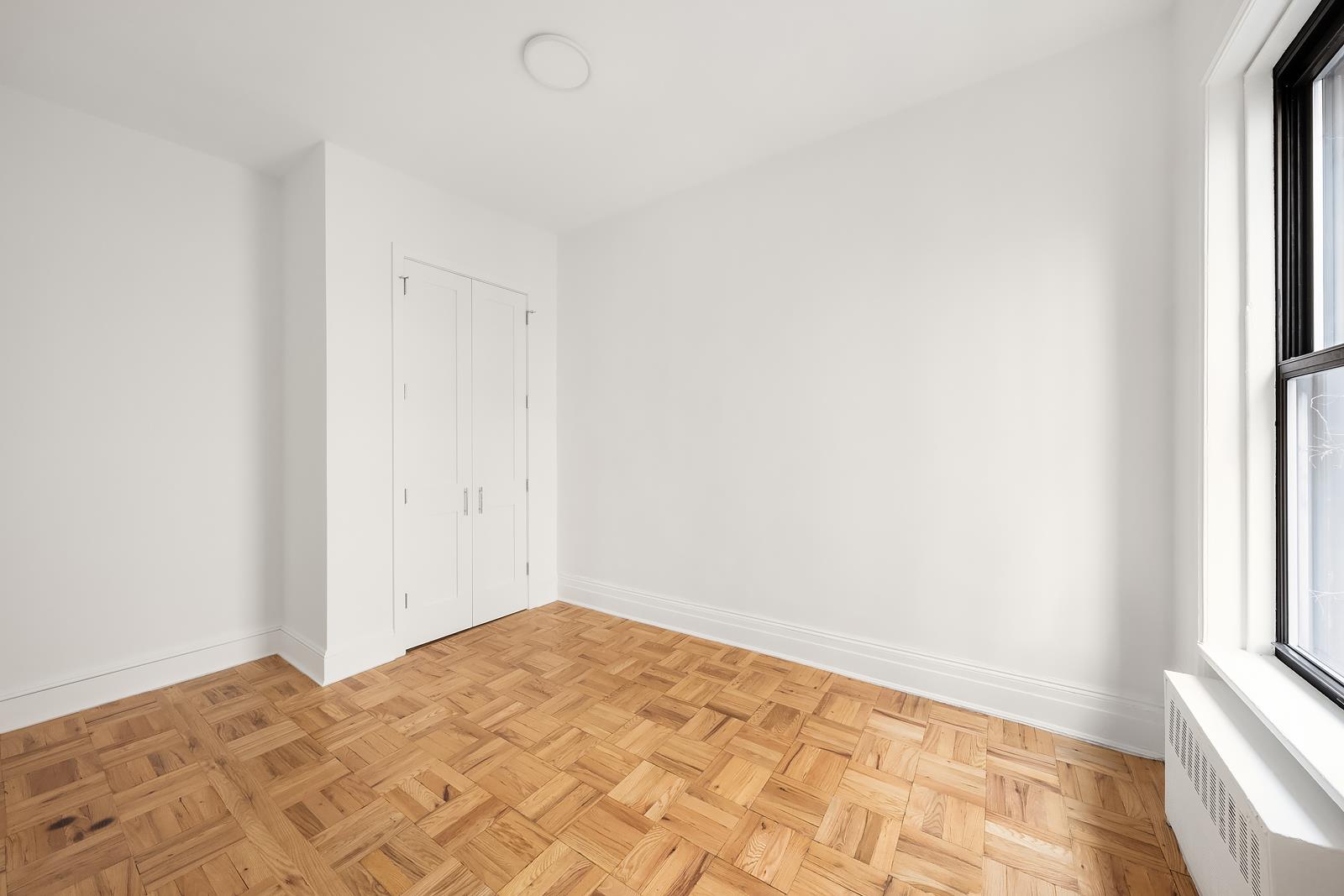 #5 photo, 130 W 80TH Street, マンハッタン Upper West Side , NY 10024