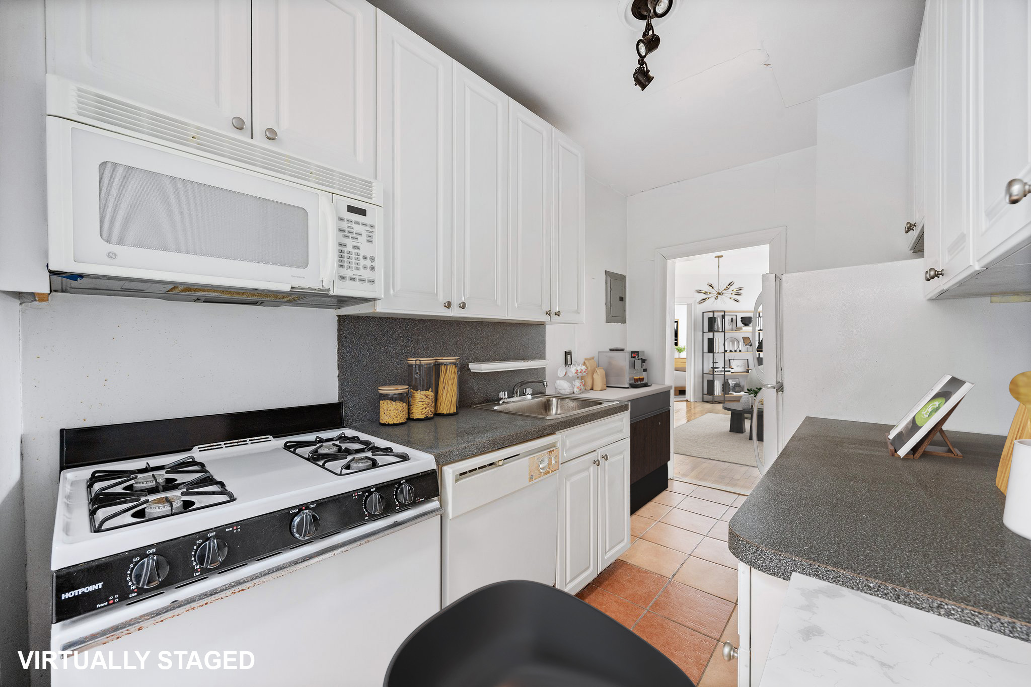 #14 photo, 750 Riverside Drive, マンハッタン Hamilton Heights , NY 10031