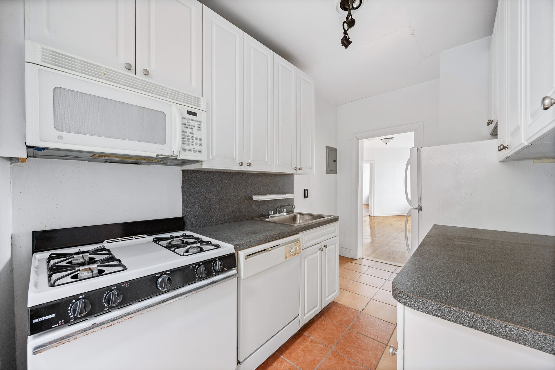 #15 photo, 750 Riverside Drive, マンハッタン Hamilton Heights , NY 10031