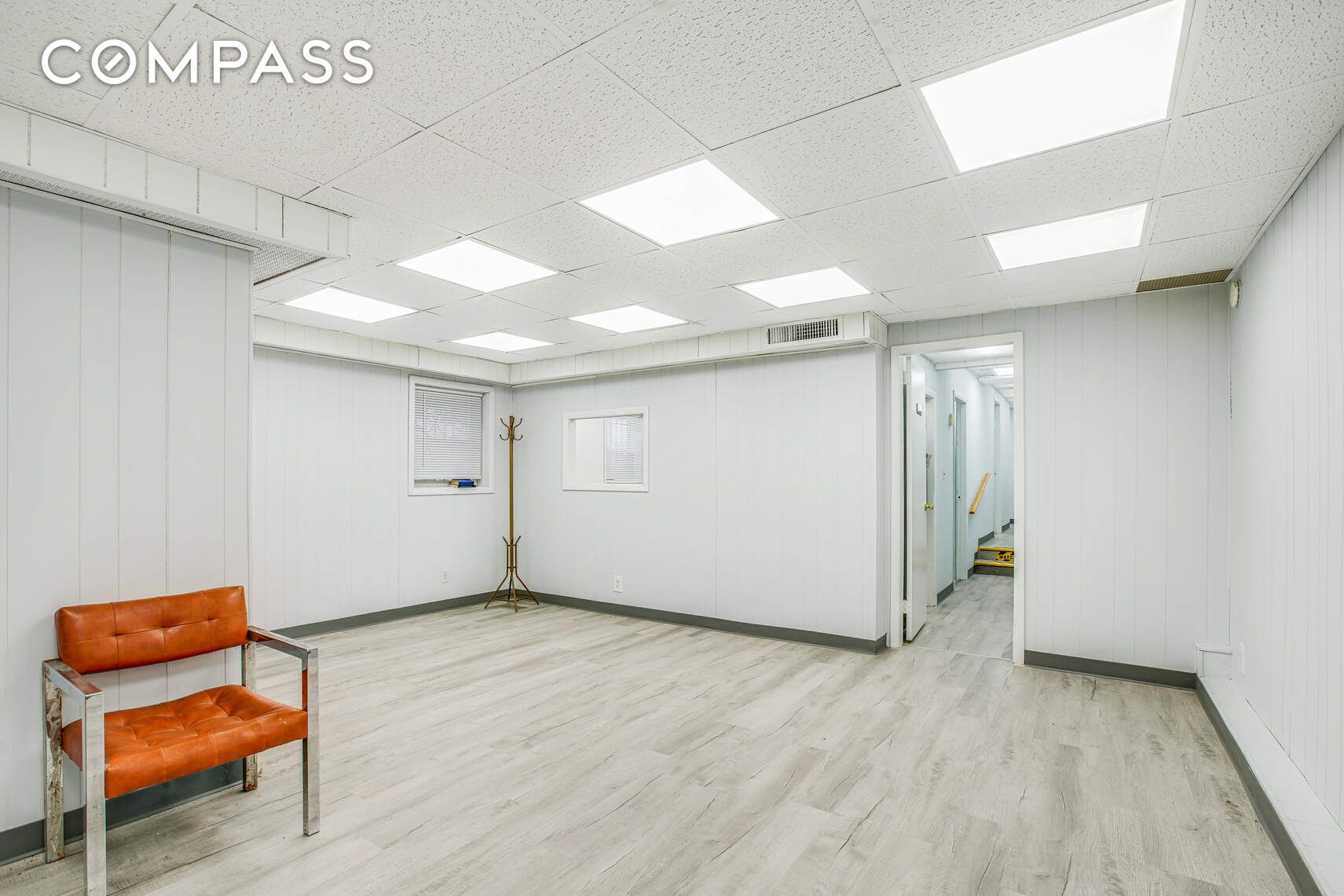 #15 photo, 8301 4th Avenue, ブルックリン区 Bay Ridge , NY 11209