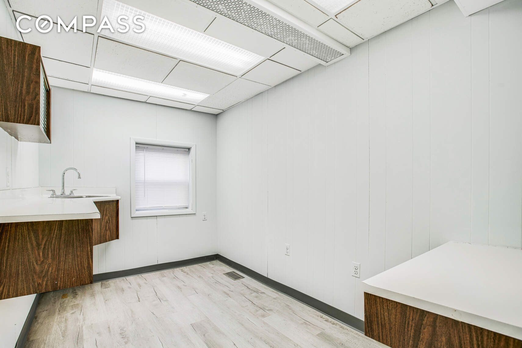 #20 photo, 8301 4th Avenue, ブルックリン区 Bay Ridge , NY 11209