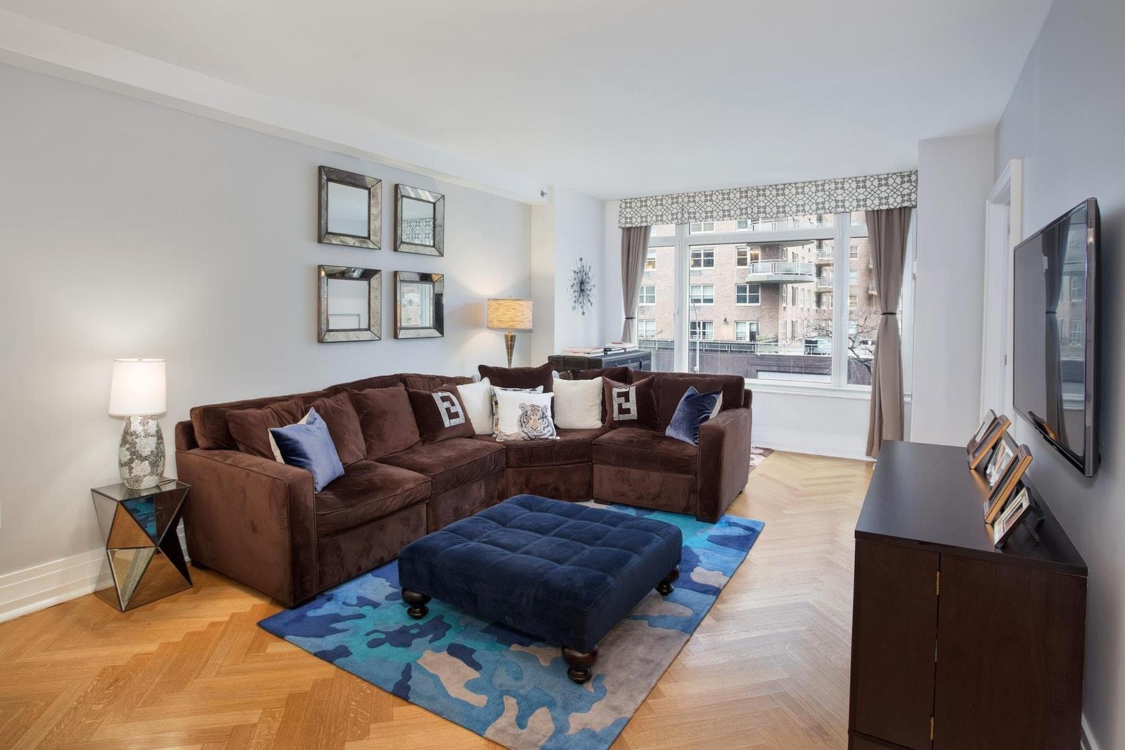 #1 photo, 205 E 85TH Street 4L, Yorkville , NY 10028