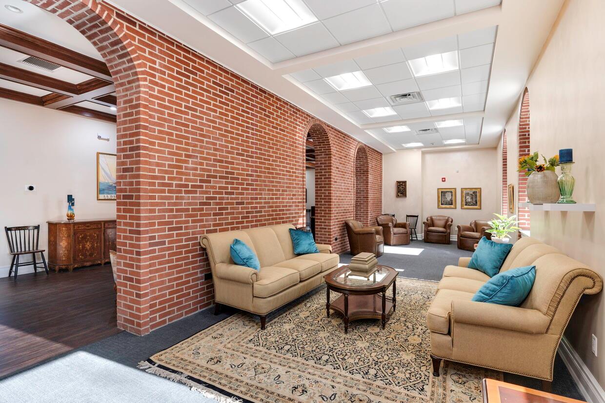 #17 photo, 70 Gedney Way, White Plains , NY 10605