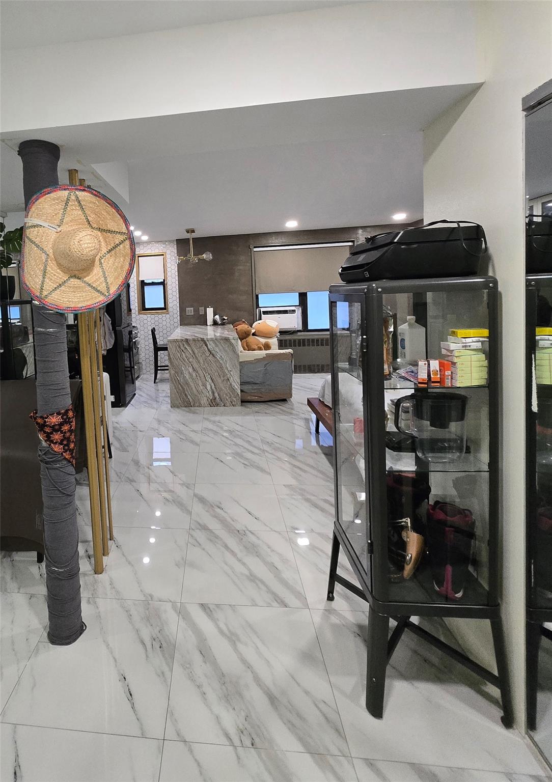 #14 photo, 34-40 78th Street, クイーンズ区 Jackson Heights , NY 11372