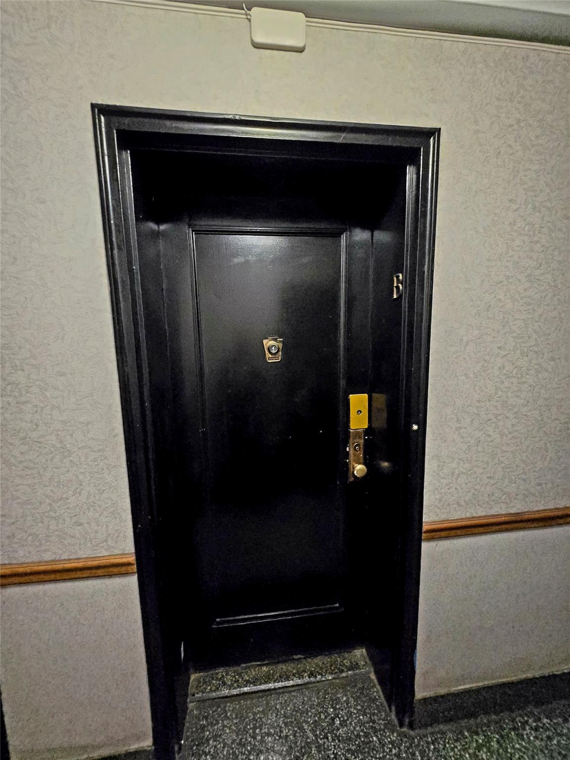 #5 photo, 34-40 78th Street, クイーンズ区 Jackson Heights , NY 11372