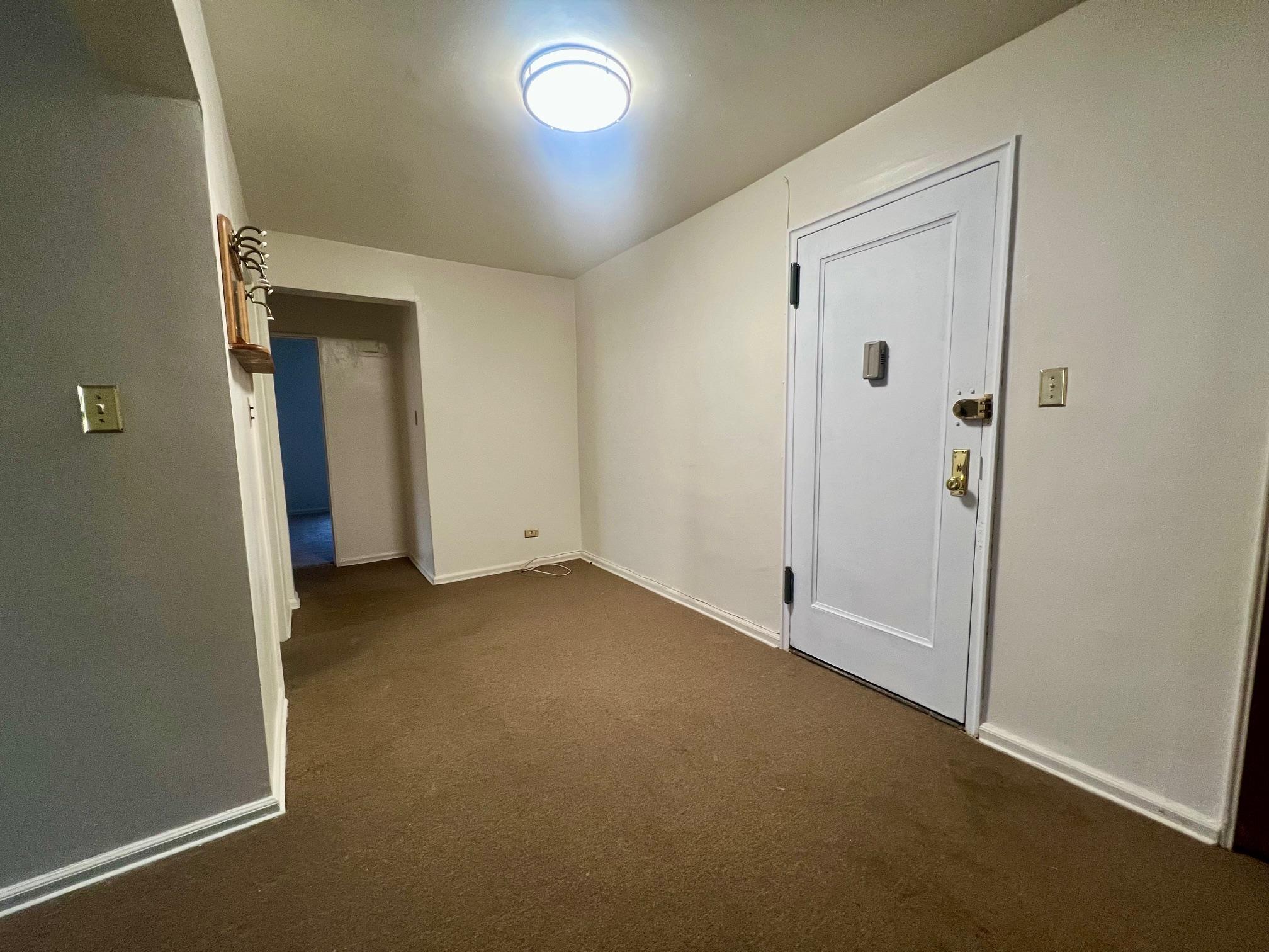 #3 photo, 83-25 98 Street, কুইন্‌স Woodhaven , NY 11421