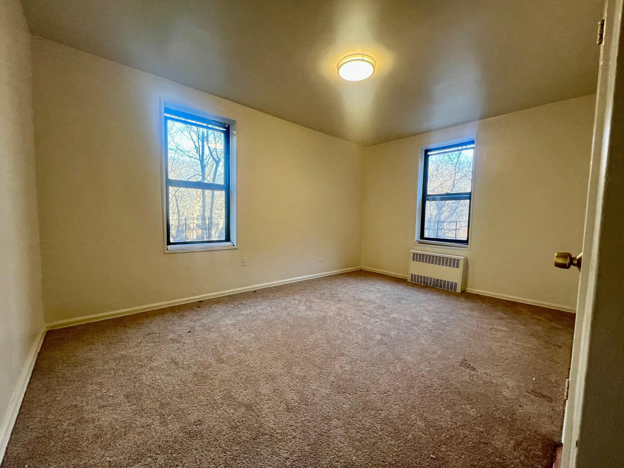 #5 photo, 83-25 98 Street, কুইন্‌স Woodhaven , NY 11421