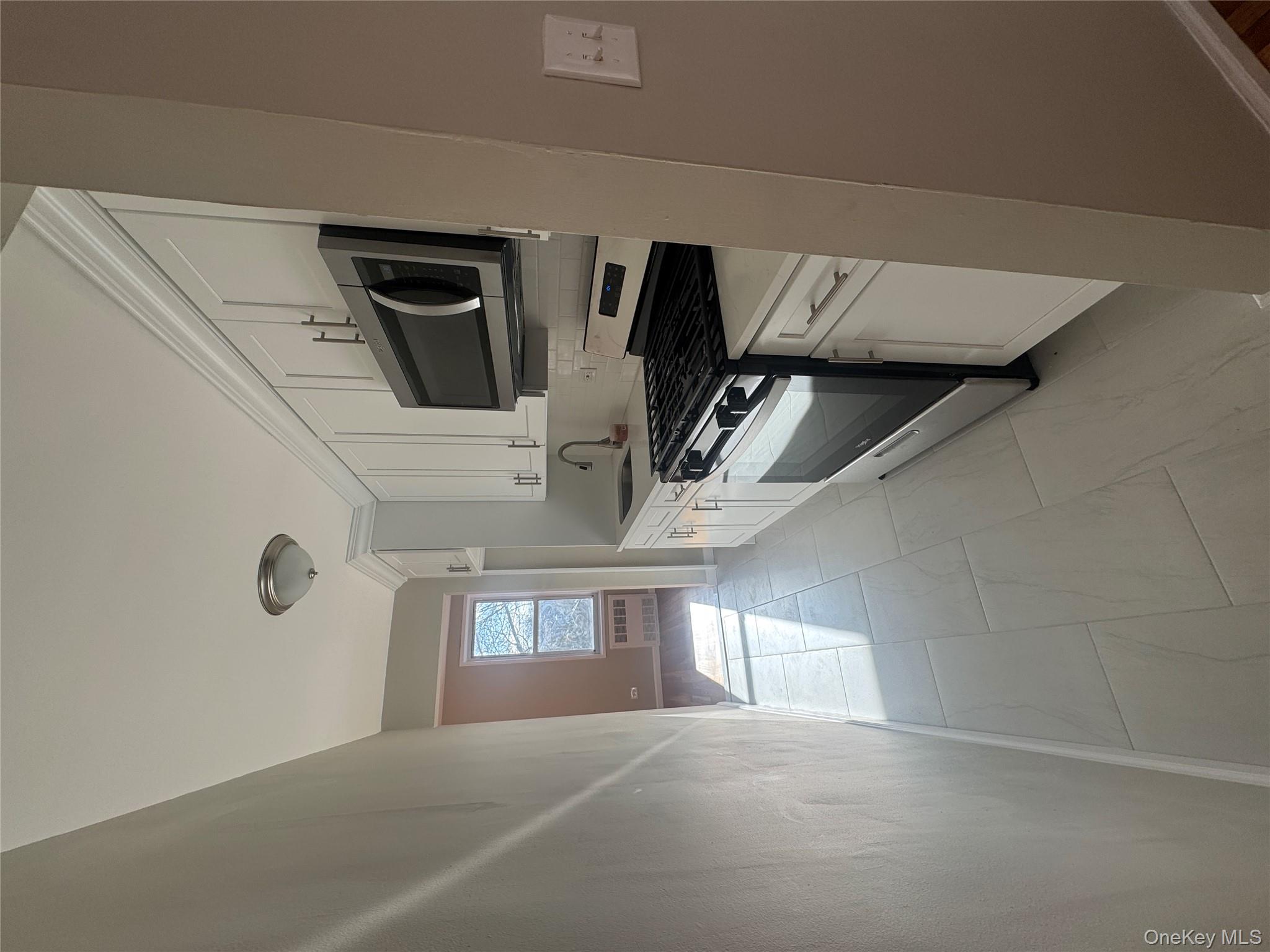 #11 photo, 241-20 Northern Blvd, クイーンズ区 Douglaston , NY 11363