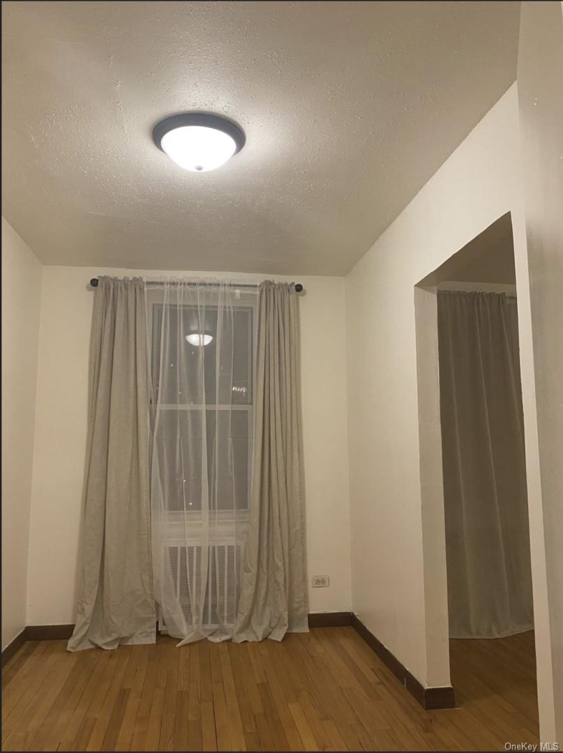 #10 photo, 2385 Barker Avenue, 布朗士 Bronx , NY 10467