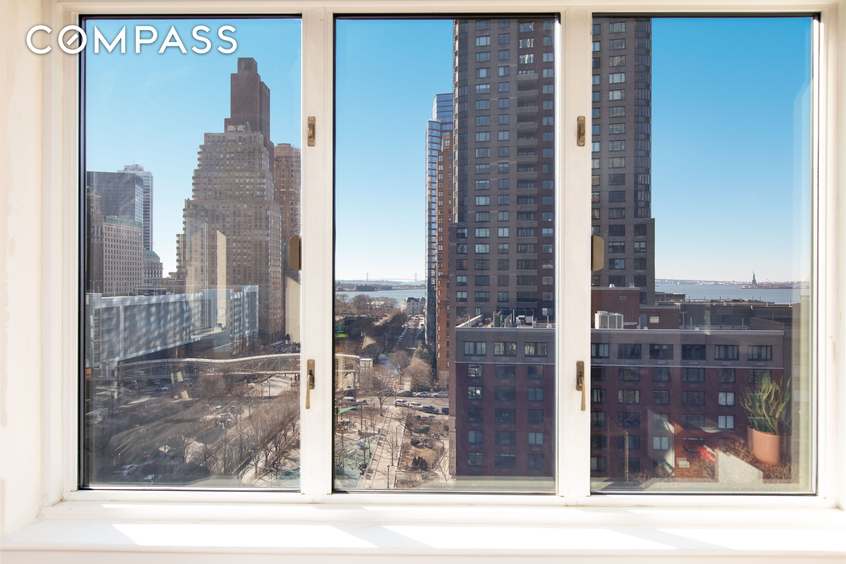 #4 photo, 225 Rector Place, マンハッタン Battery Park City , NY 10280