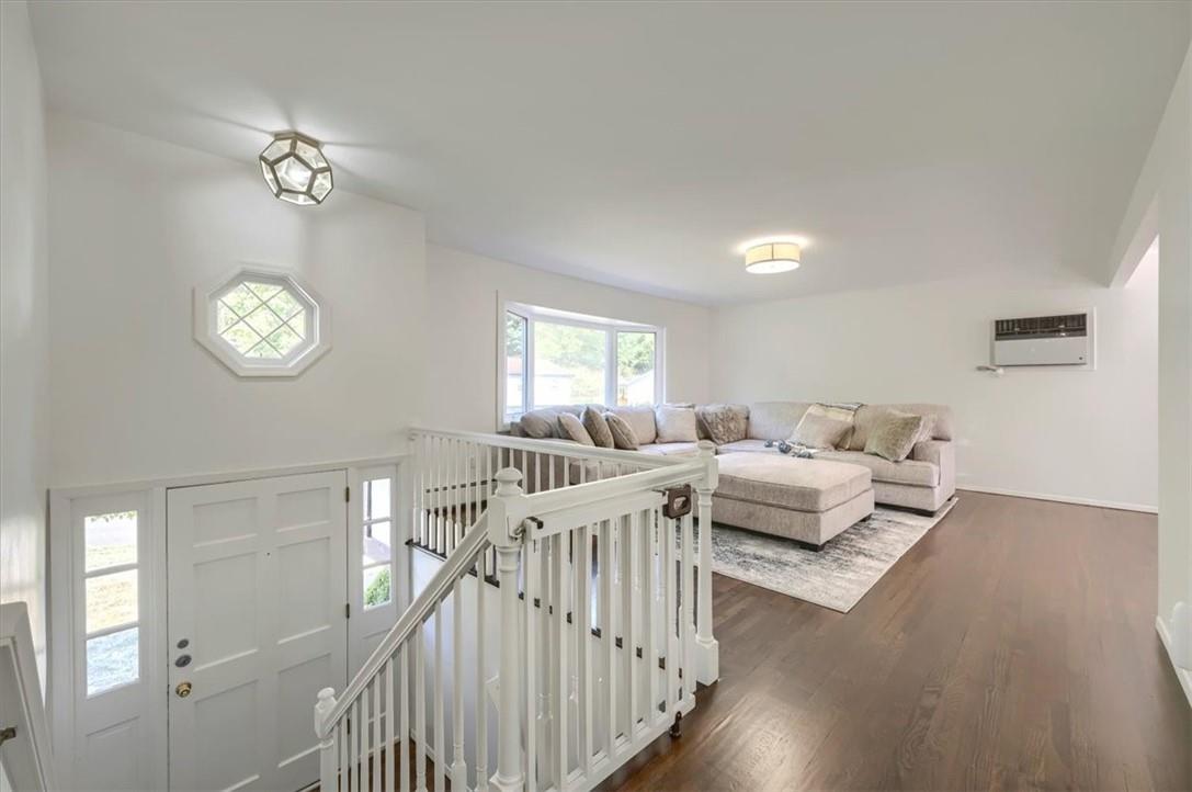 #4 photo, 31 Gleason Drive, Thiells , NY 10984