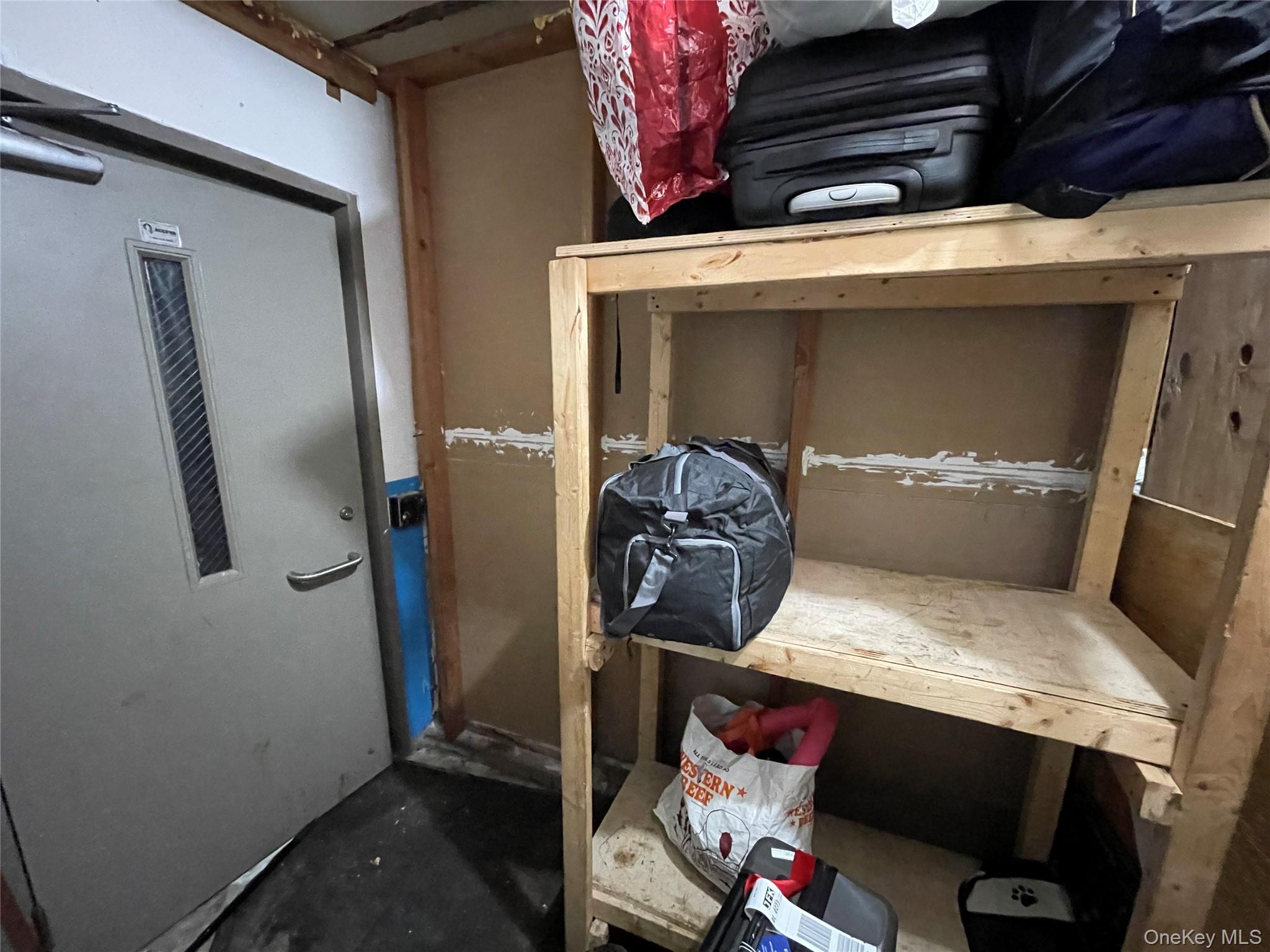 #13 photo, 148-11 175th Street, クイーンズ区 Jamaica , NY 11434