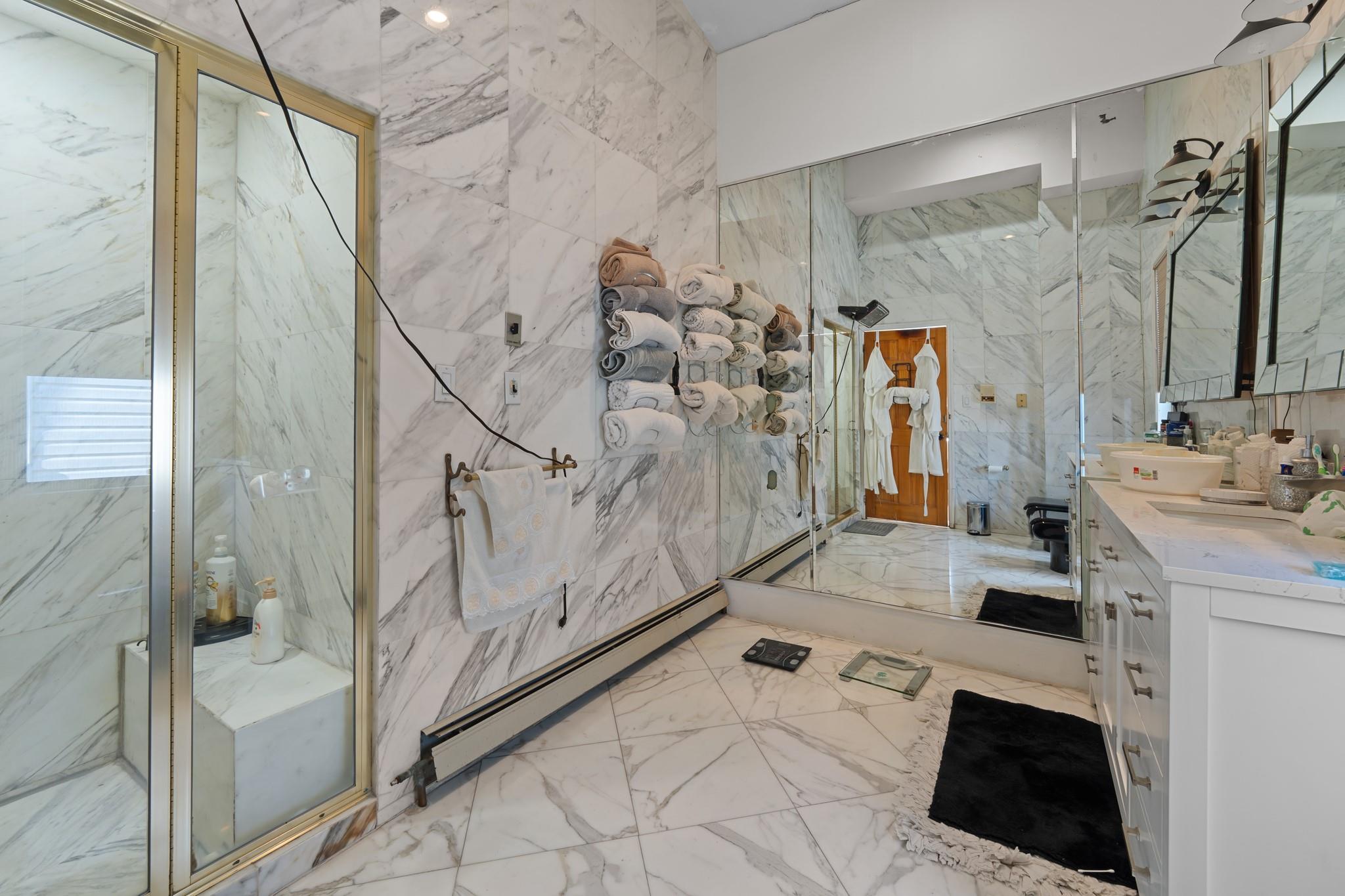 #15 photo, 138-65 63rd Avenue, Flushing , NY 11367