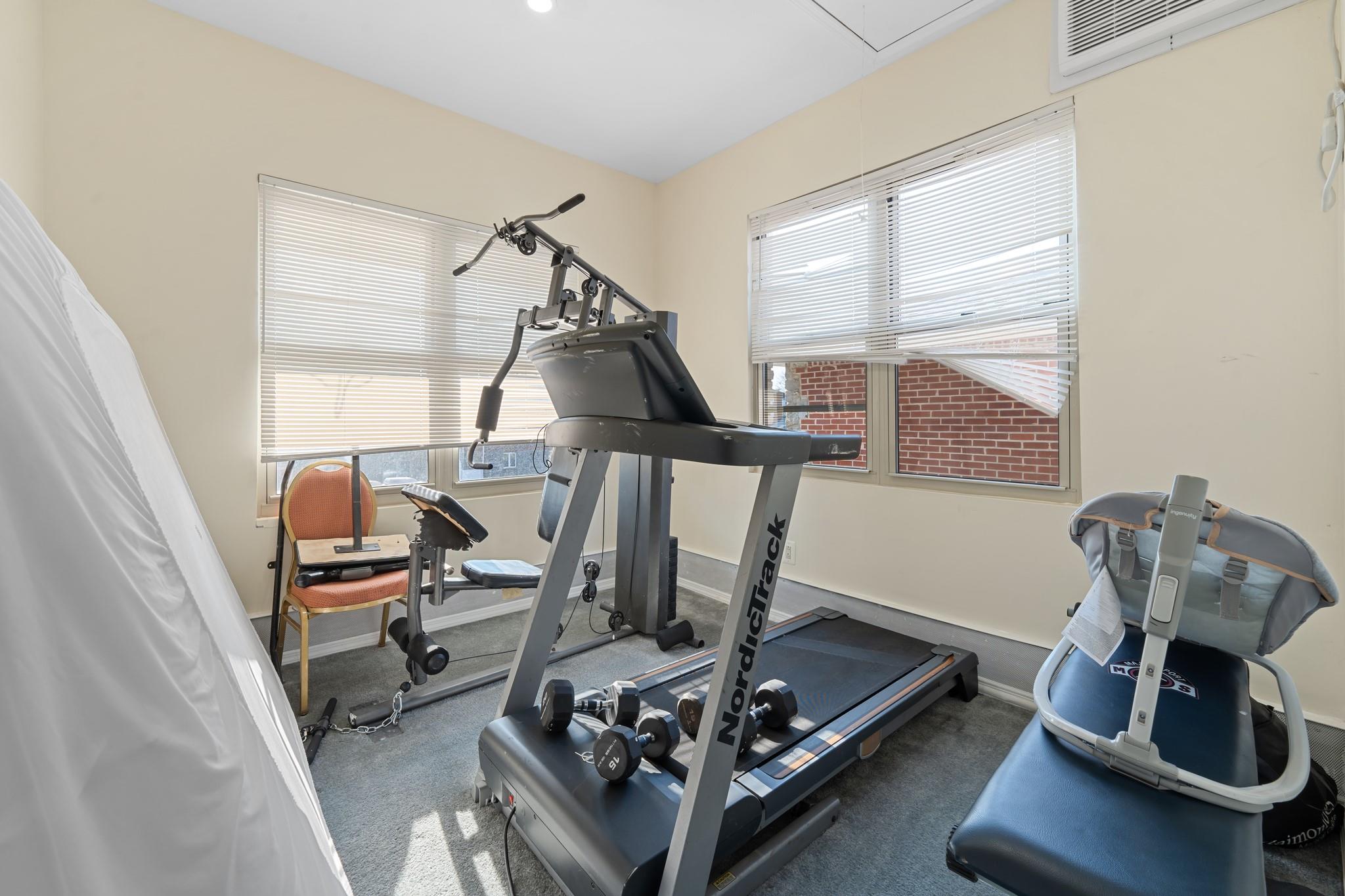 #17 photo, 138-65 63rd Avenue, Flushing , NY 11367