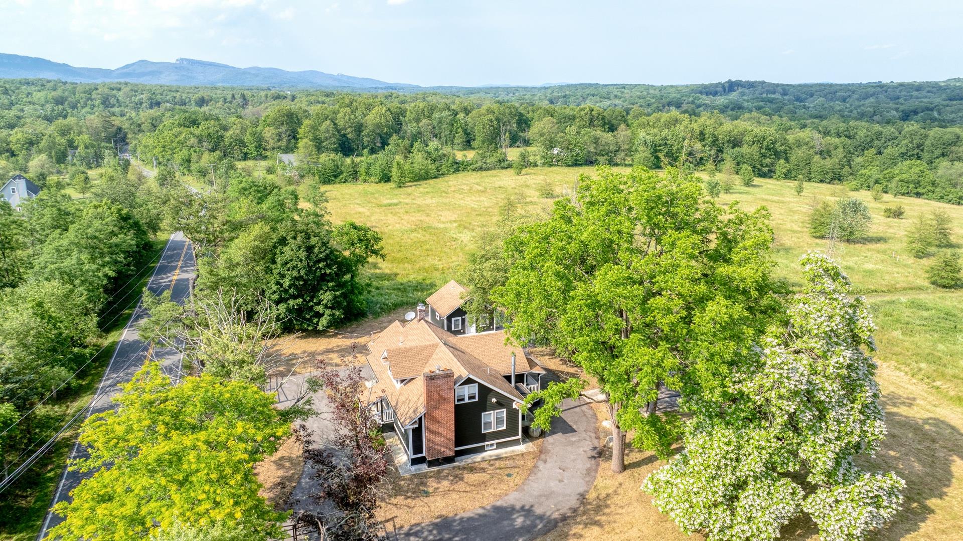 #3 photo, 1091 Albany Post Road, Gardiner , NY 12525