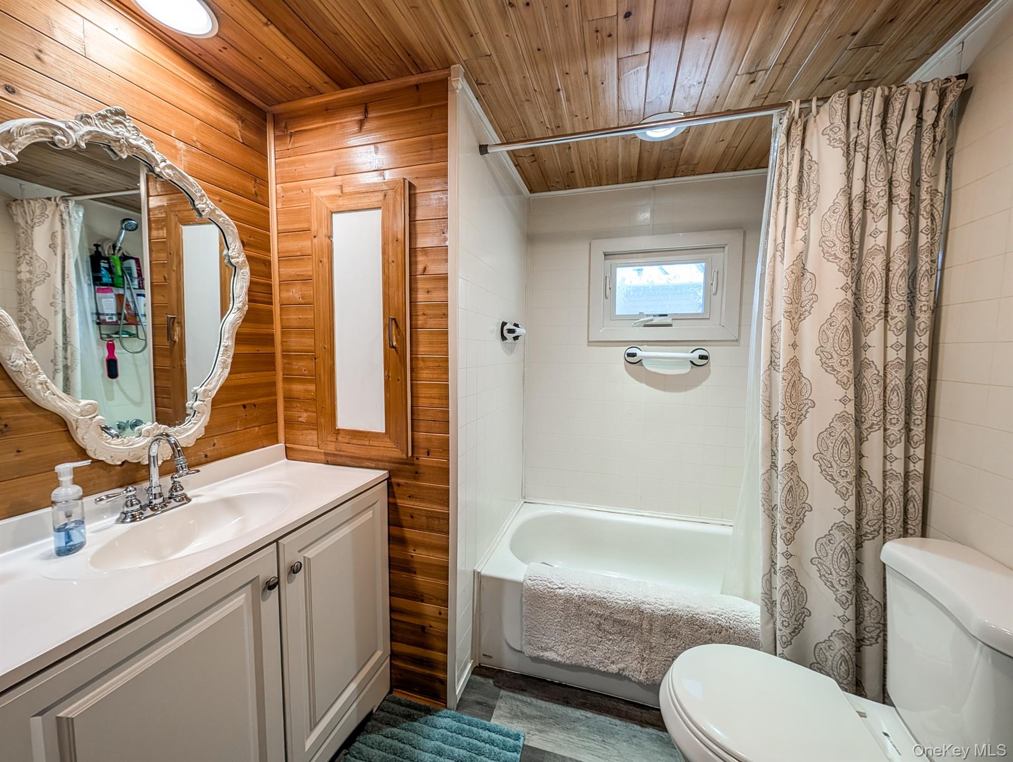 #8 photo, 37 Hubbard Avenue, サフォーク郡 Riverhead , NY 11901