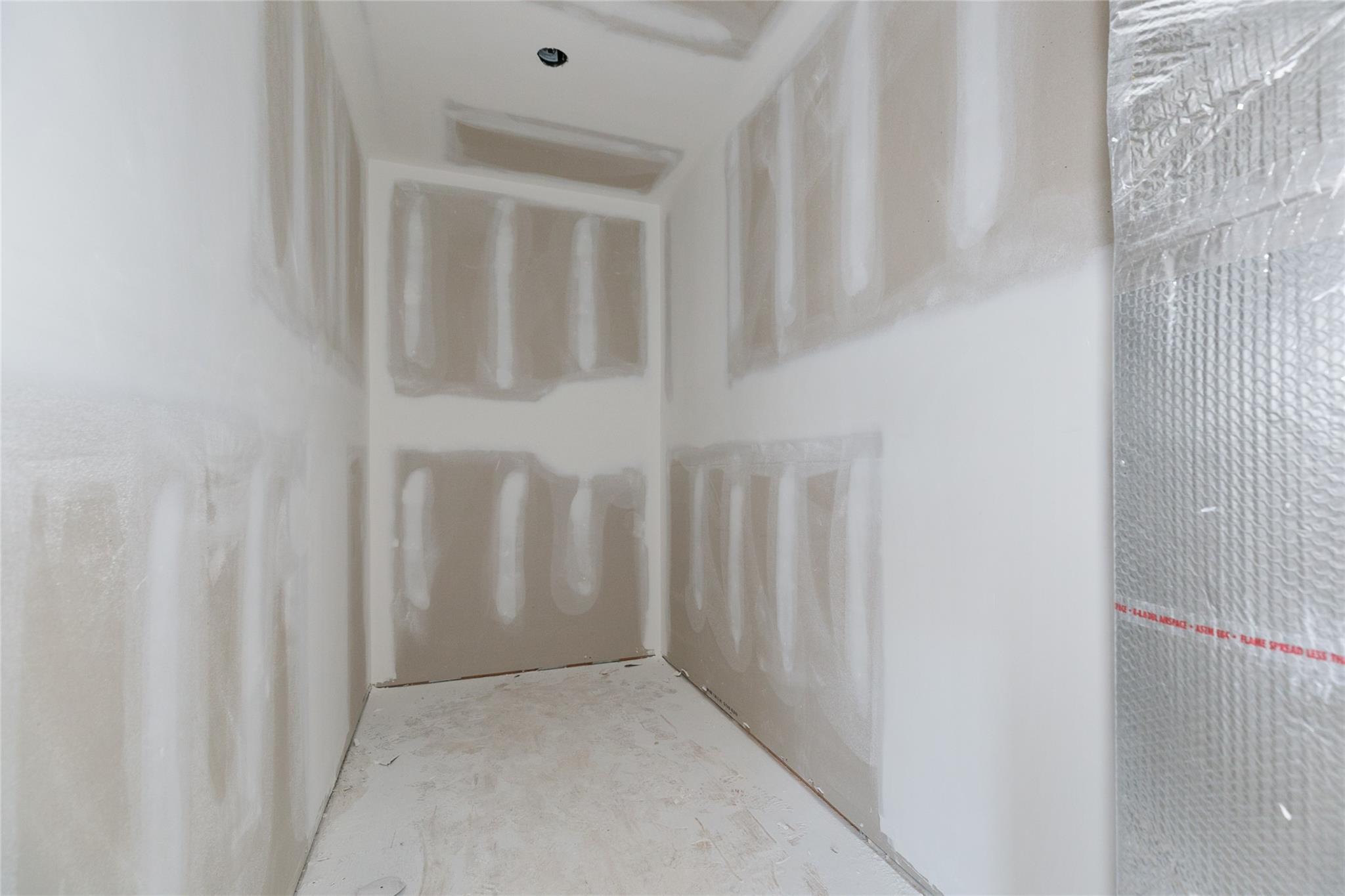 #16 photo, 825 Weber Avenue, サフォーク郡 West Babylon , NY 11704