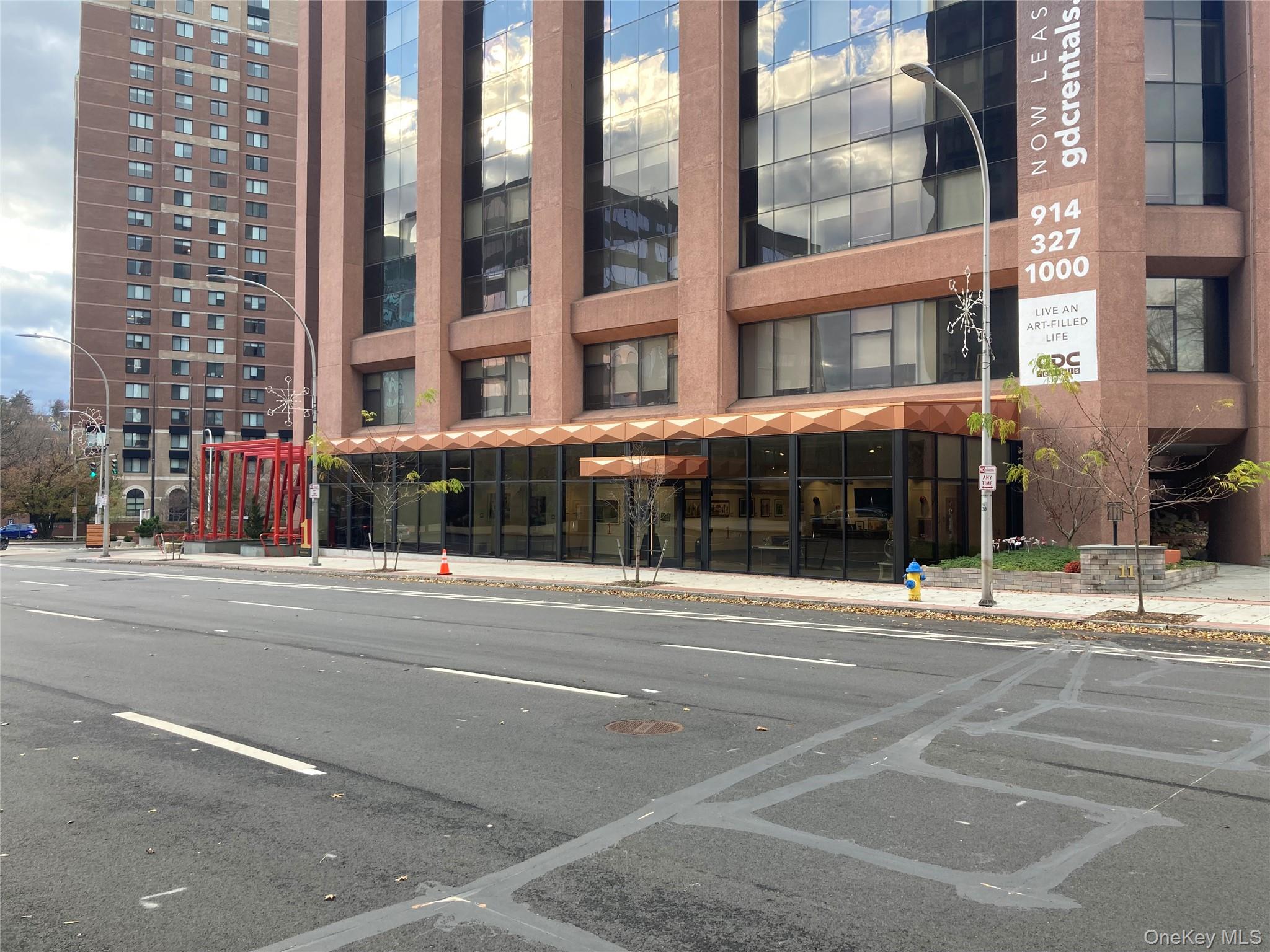 #4 photo, 1 Martine Avenue, White Plains , NY 10606