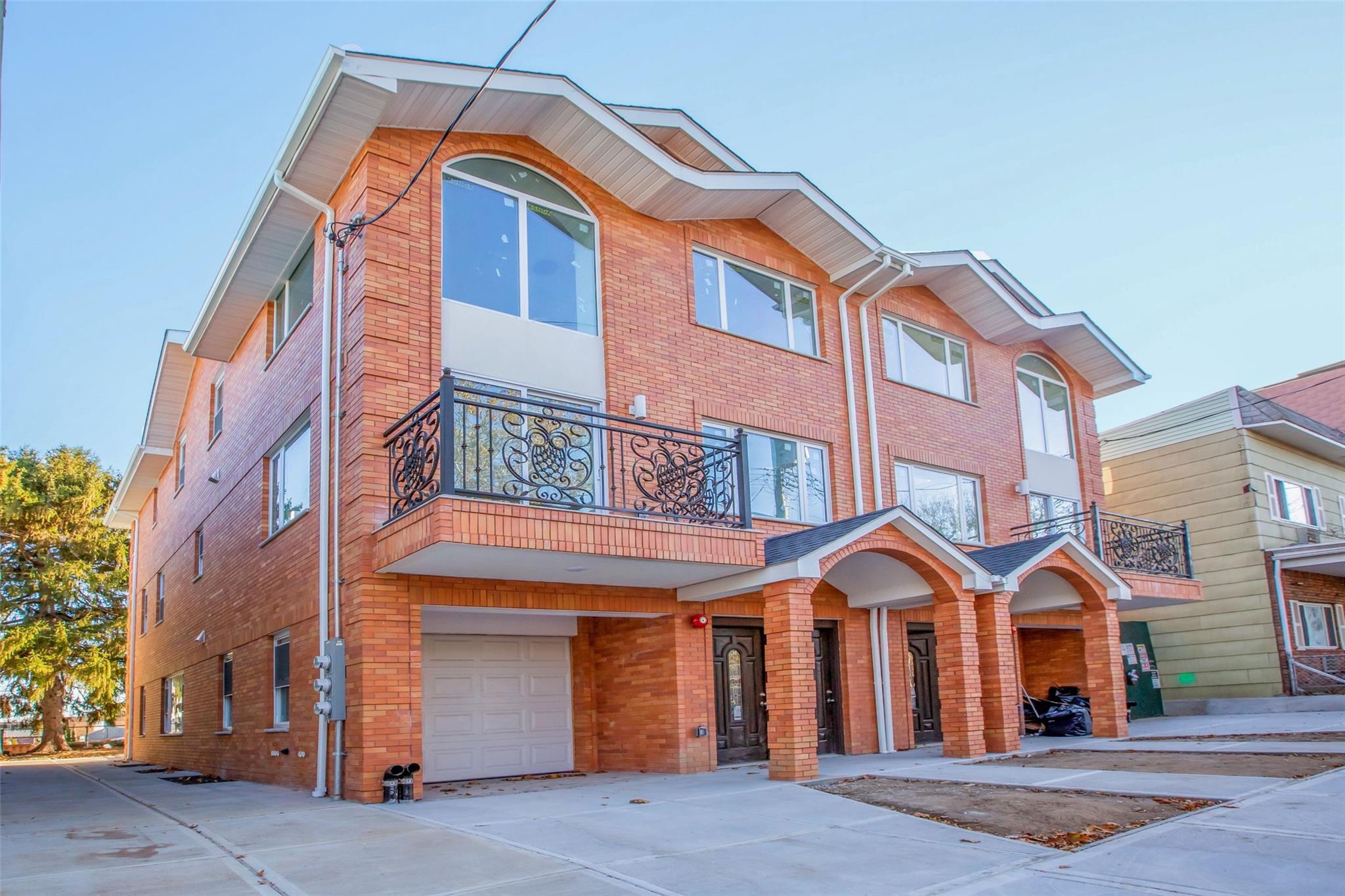 #2 photo, 6960 Caldwell Avenue, Maspeth , NY 11378