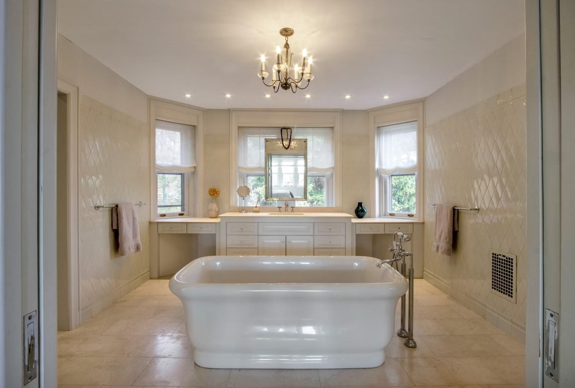 #18 photo, 43 Ontio Road, Tuxedo Park , NY 10987