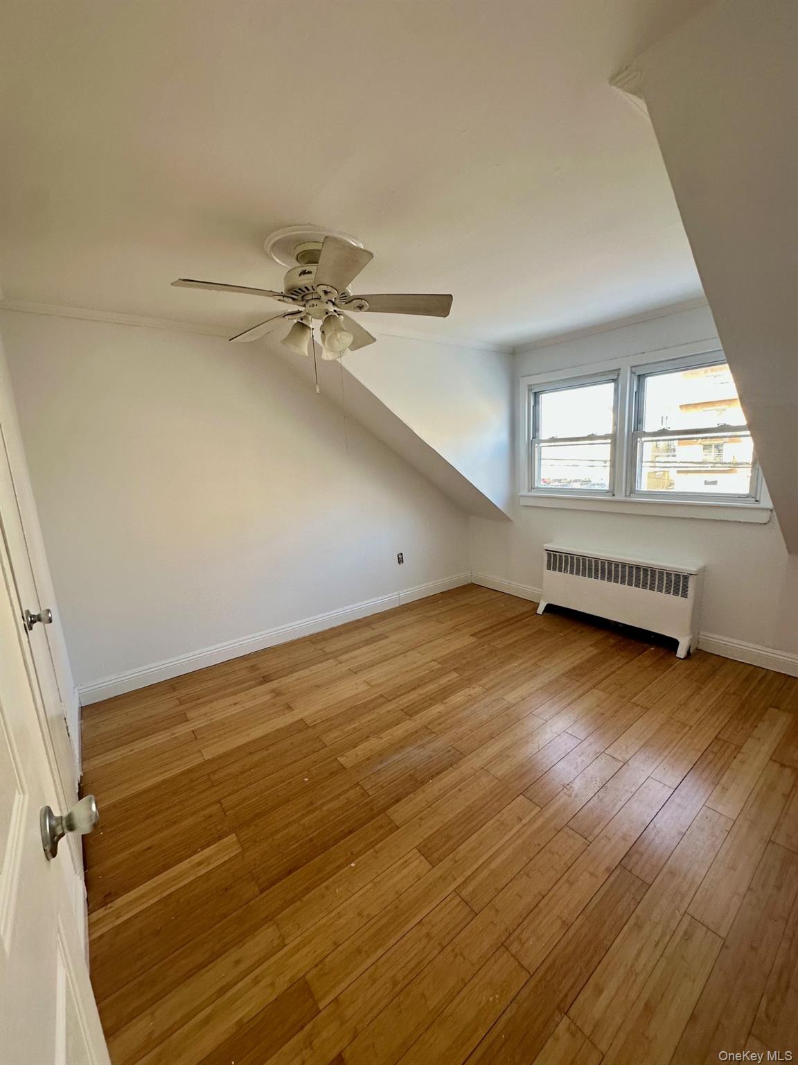 #4 photo, 658 W Broadway, ナッソー郡 Long Beach , NY 11561