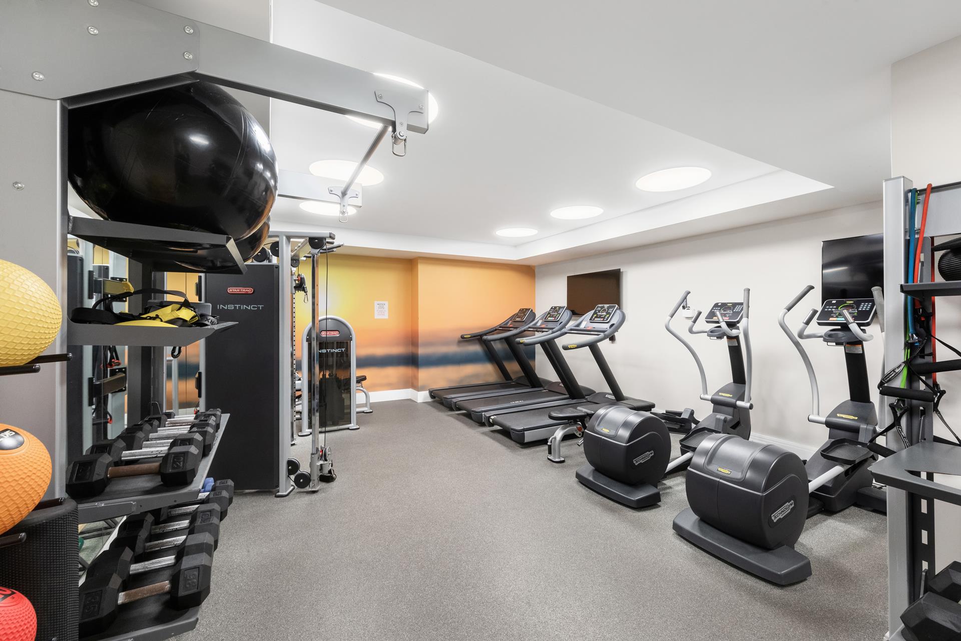 #11 photo, 50 CLINTON Street, Lower East Side , NY 10002