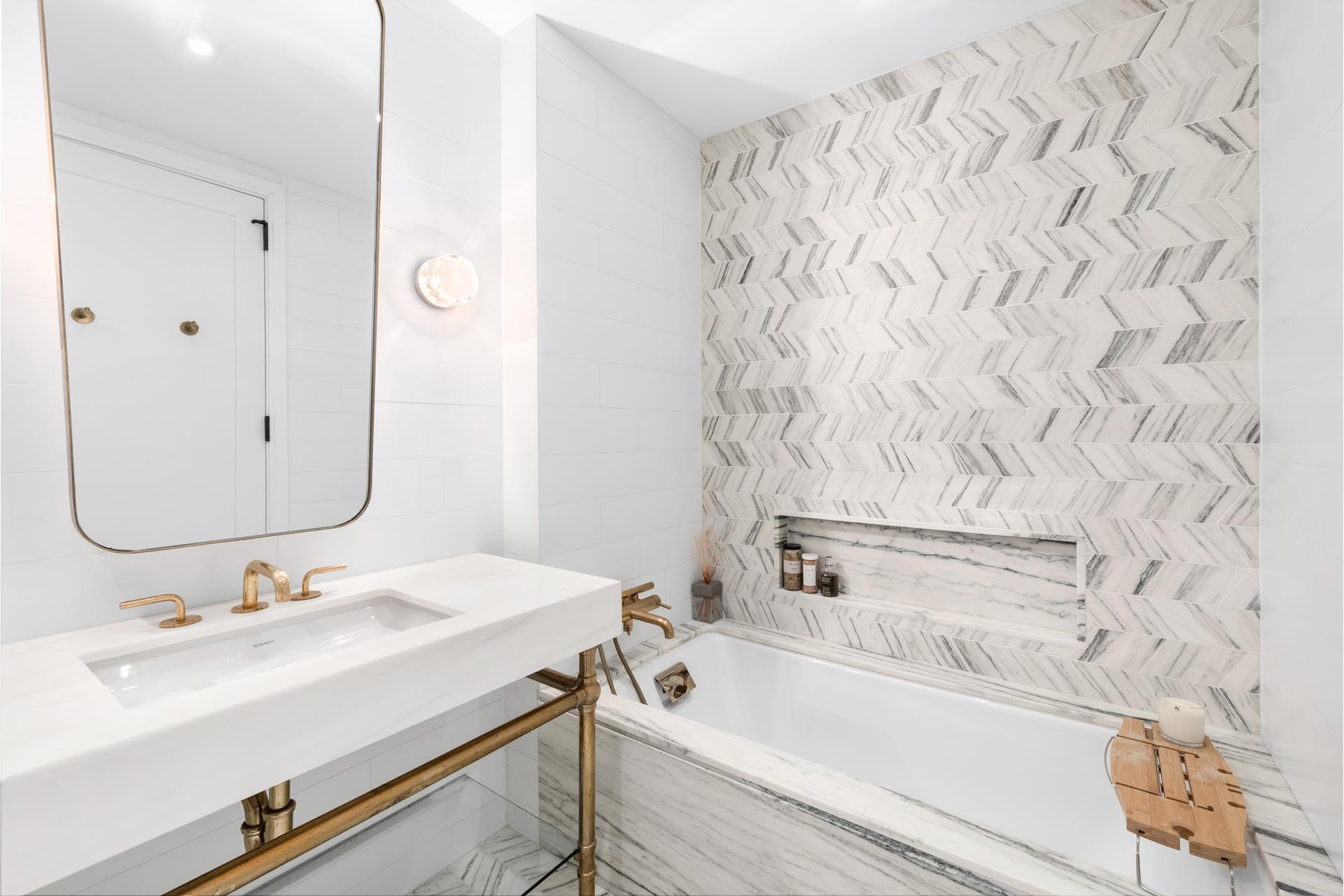 #9 photo, 50 CLINTON Street, Lower East Side , NY 10002