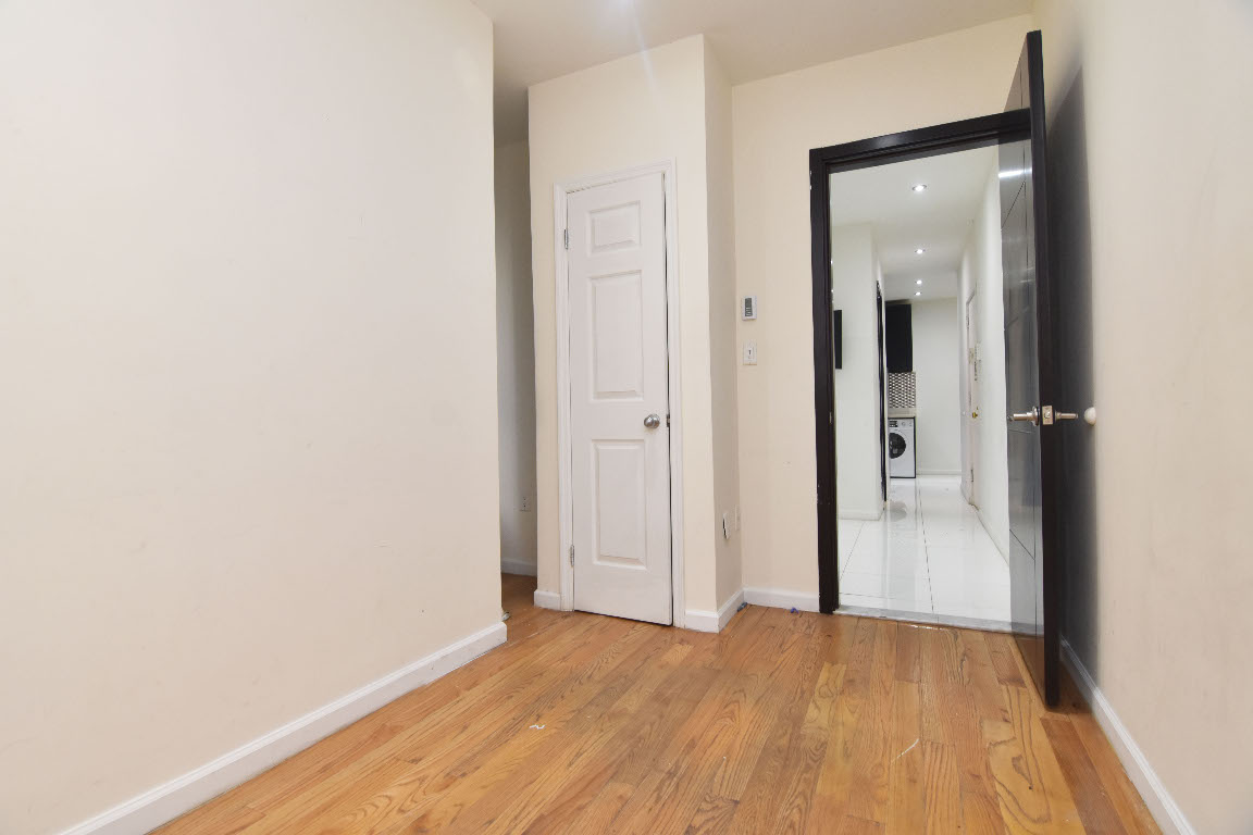 #4 photo, 109 W 105th Street, マンハッタン Manhattan Valley , NY 10025