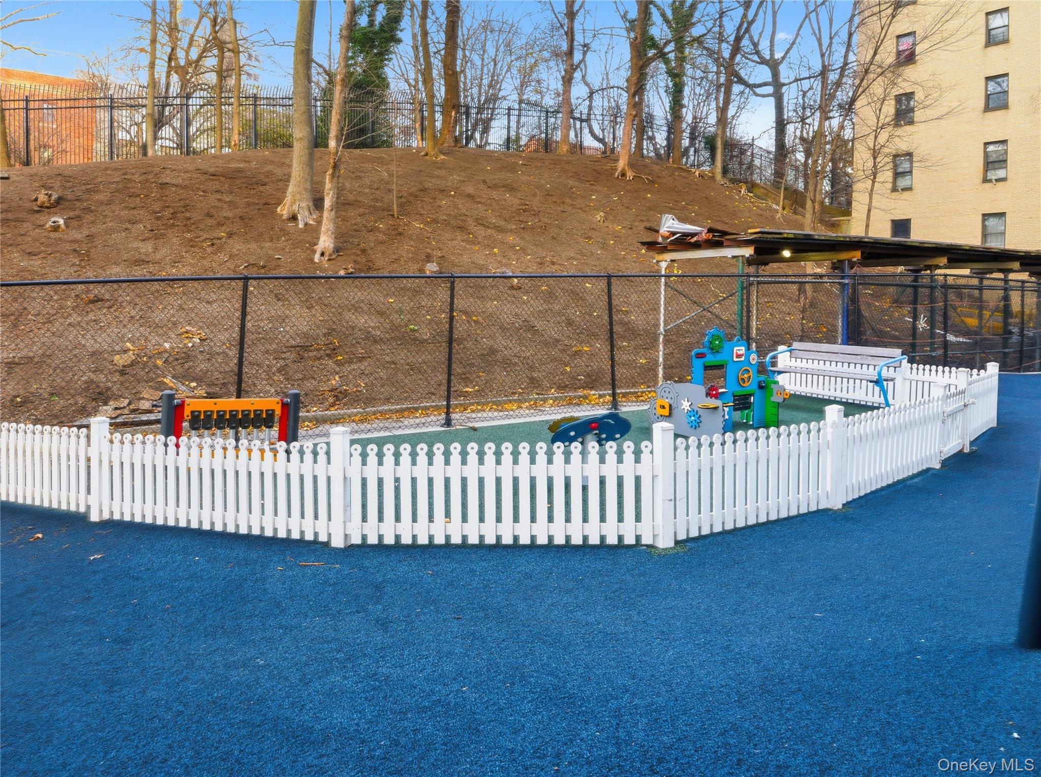 #19 photo, 4 Fordham Hill Oval, Bronx , NY 10468