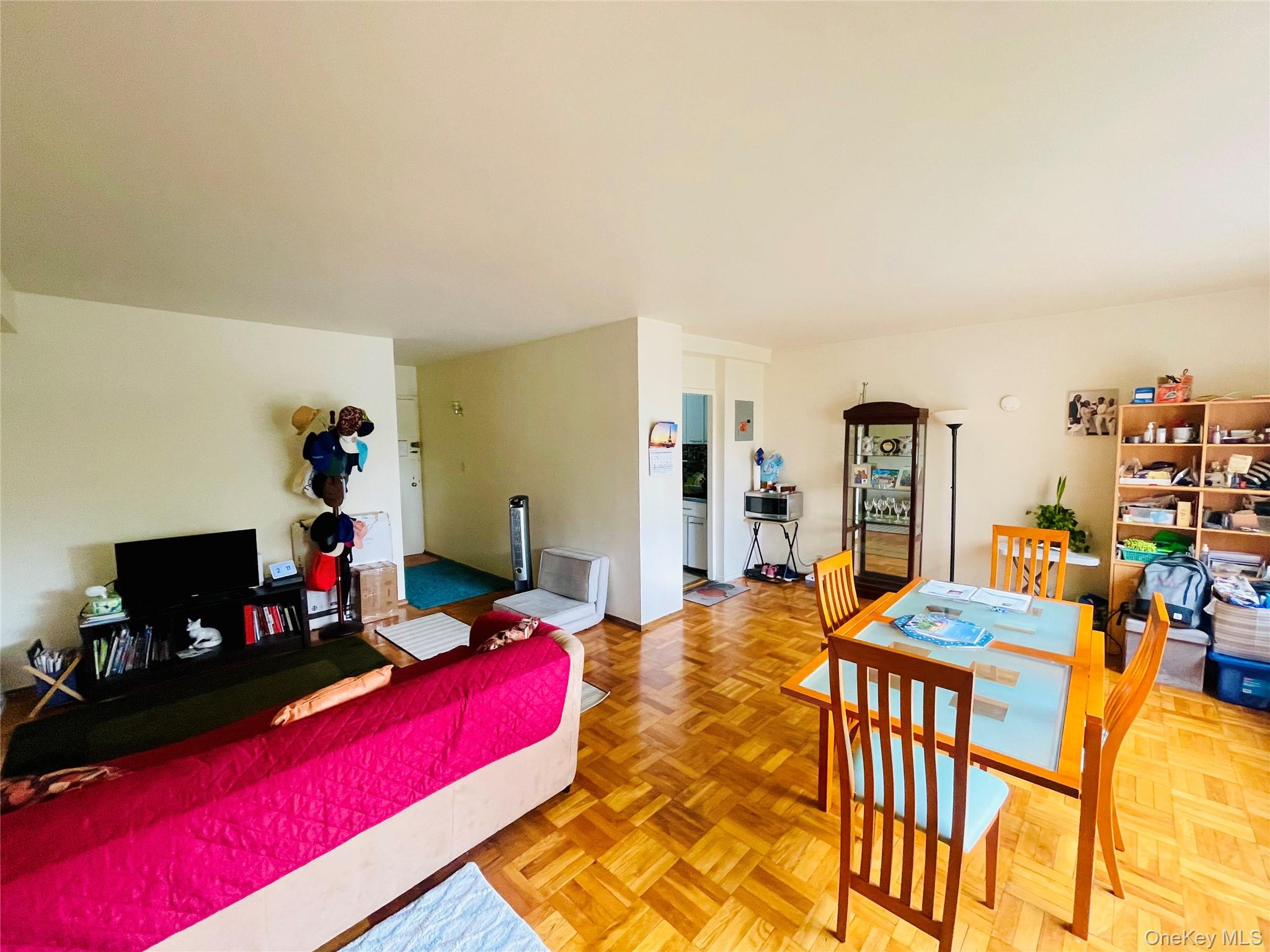 #2 photo, 4 Fordham Hill Oval, ブロンクス区 Bronx , NY 10468