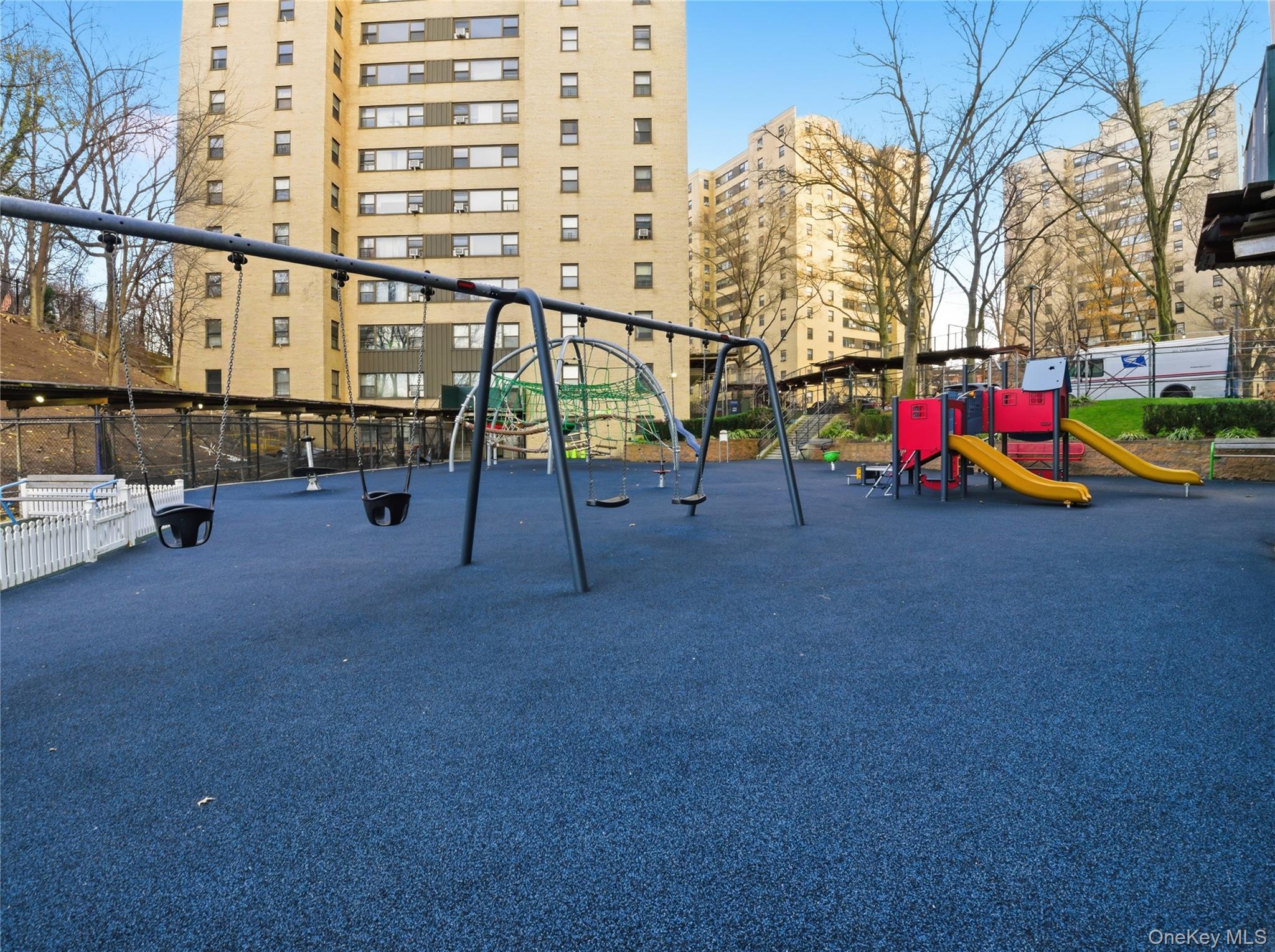 #20 photo, 4 Fordham Hill Oval, Bronx , NY 10468