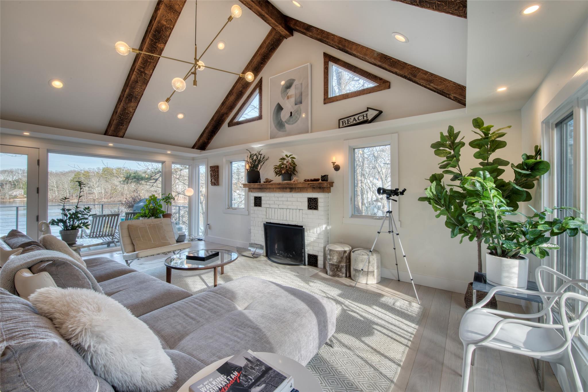 #2 photo, 57 Big Fresh Pond Road, サフォーク郡 Southampton , NY 11968