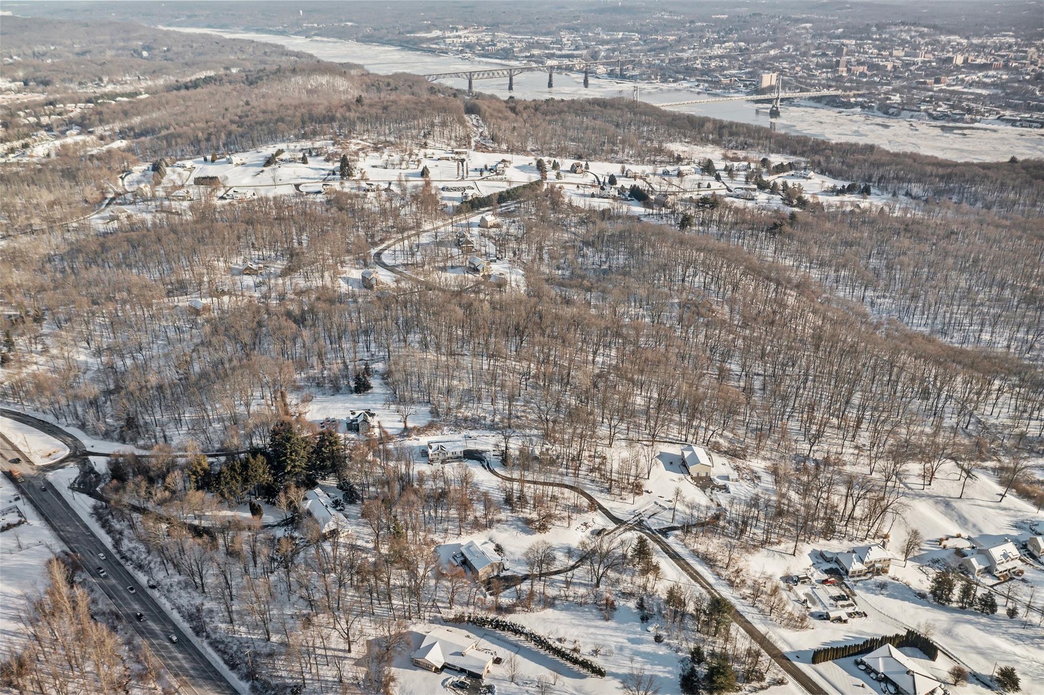 #11 photo, 3748 Us Highway 9W, Highland , NY 12528