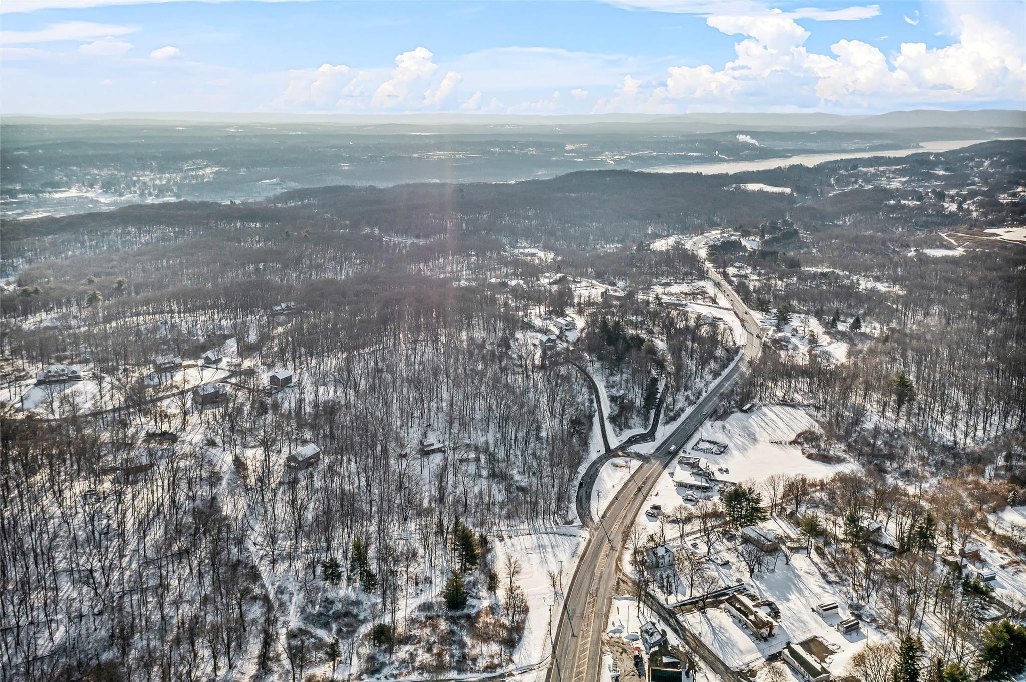 #2 photo, 3748 Us Highway 9W, Highland , NY 12528