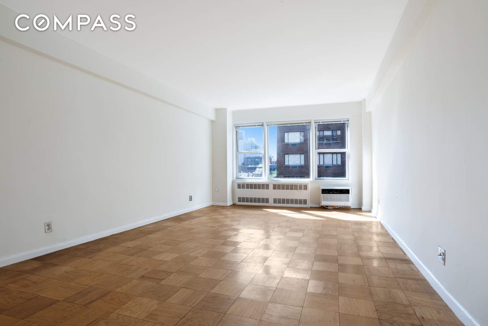 #3 photo, 515 E 85th Street, マンハッタン Upper East Side , NY 10028