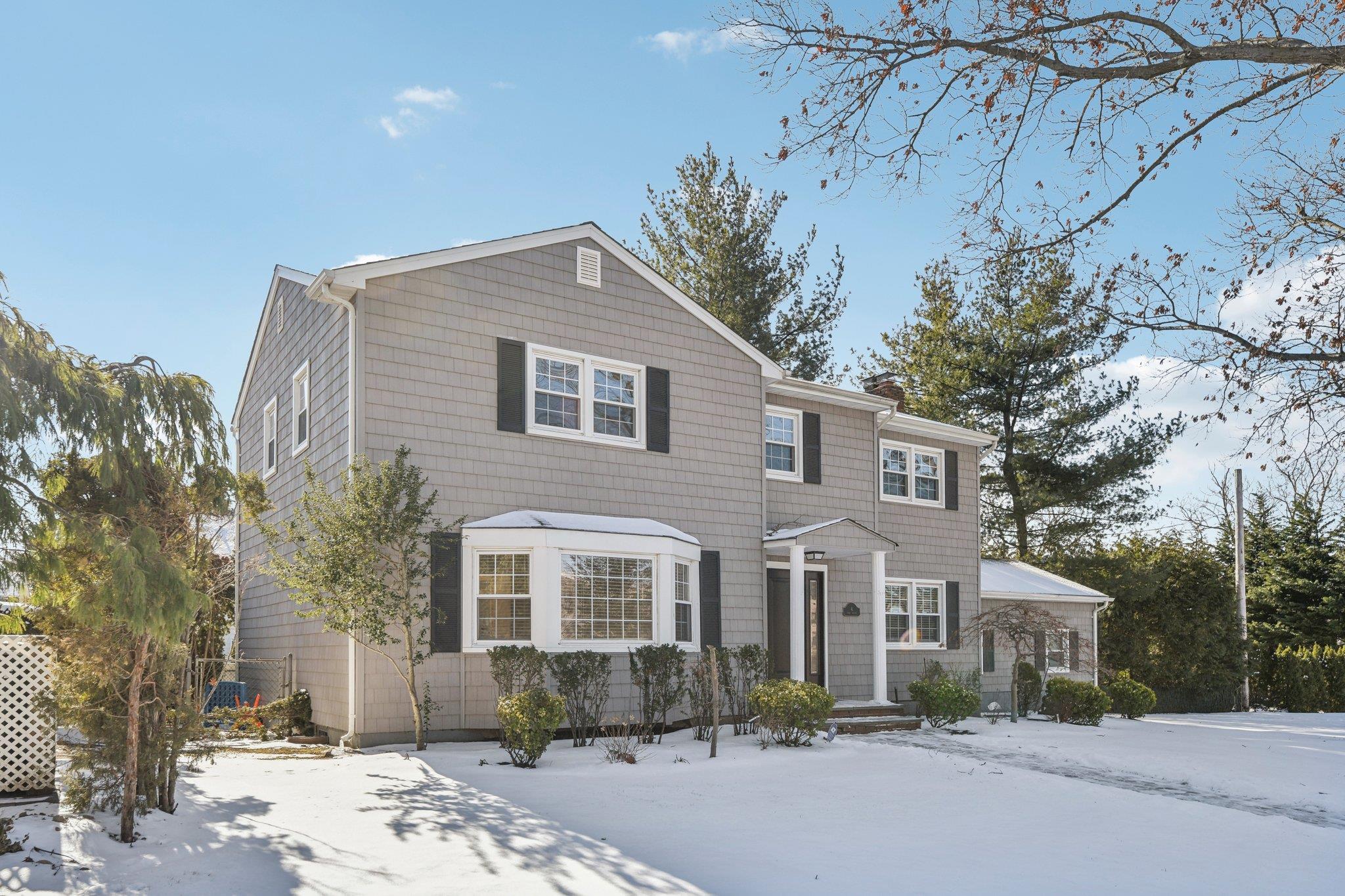 #2 photo, 4 Main Avenue, מחוז נסאו Garden City , NY 11530