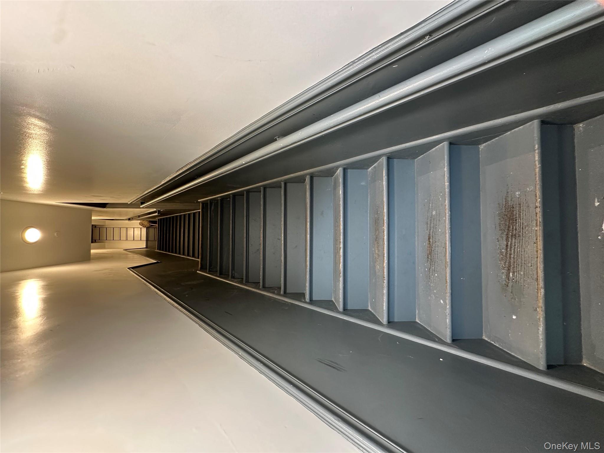 #16 photo, 807 Barbey, ブルックリン区 Brooklyn , NY 11207